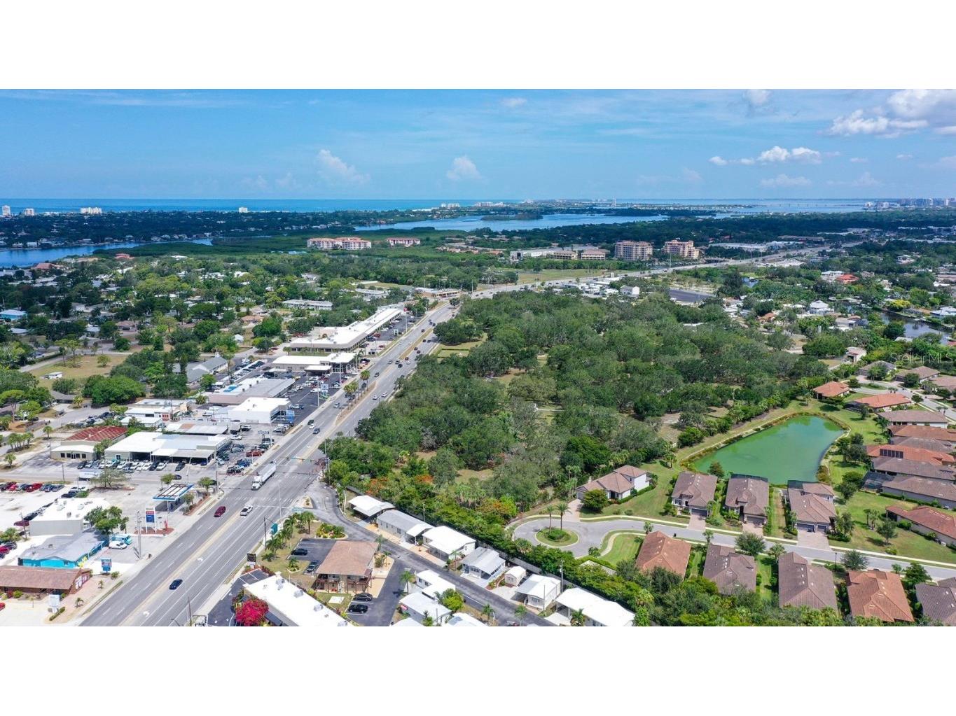 85 Southwinds Drive Sarasota FL 34231 A4666292 image41