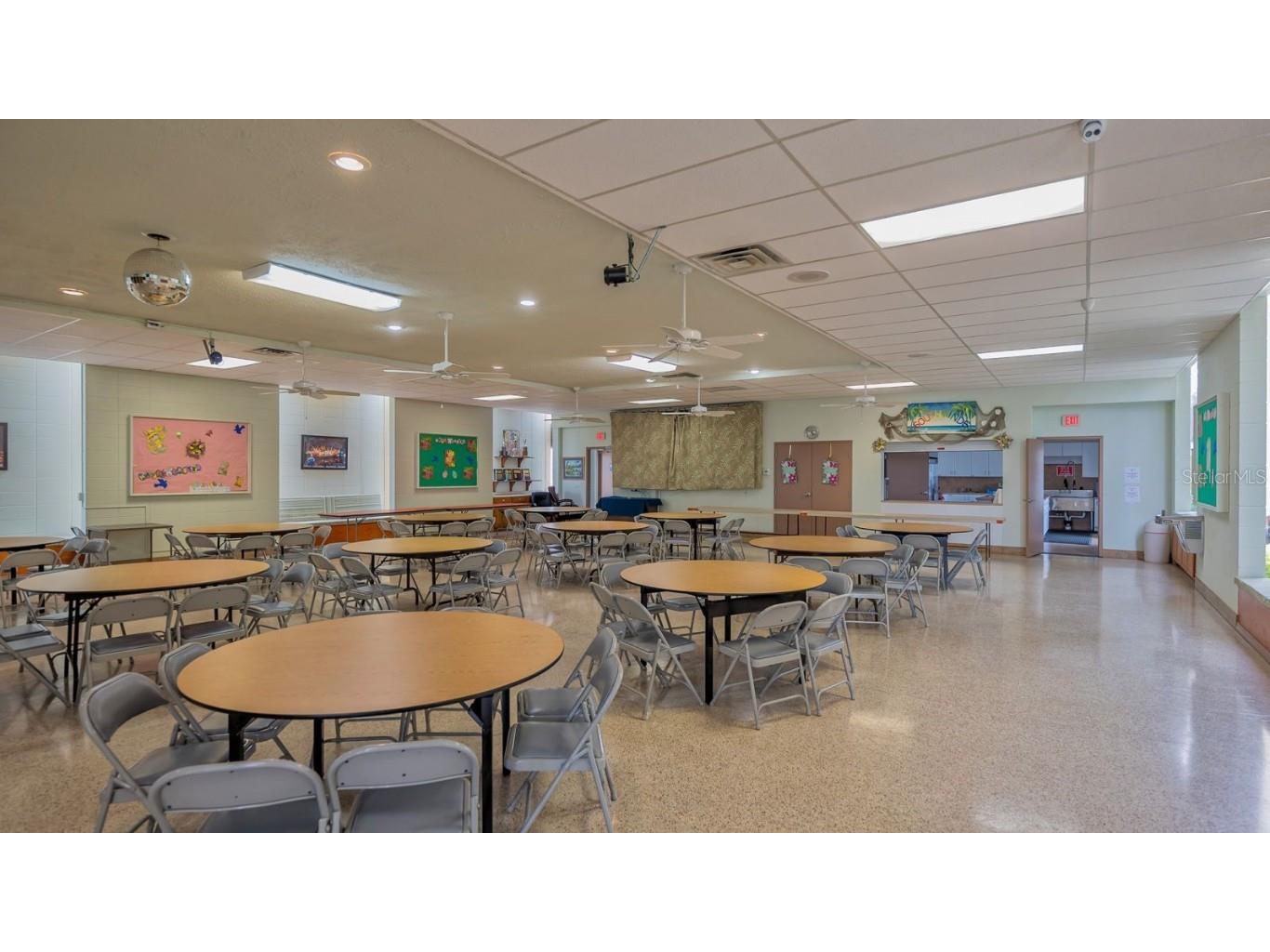 85 Southwinds Drive Sarasota FL 34231 A4666292 image43