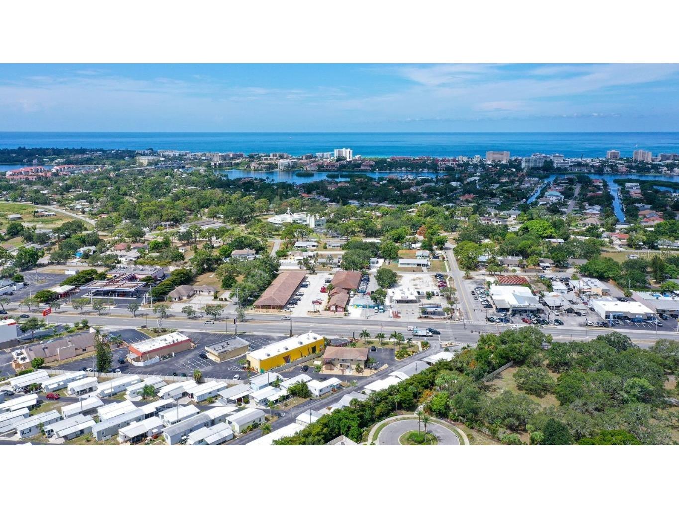 85 Southwinds Drive Sarasota FL 34231 A4666292 image5