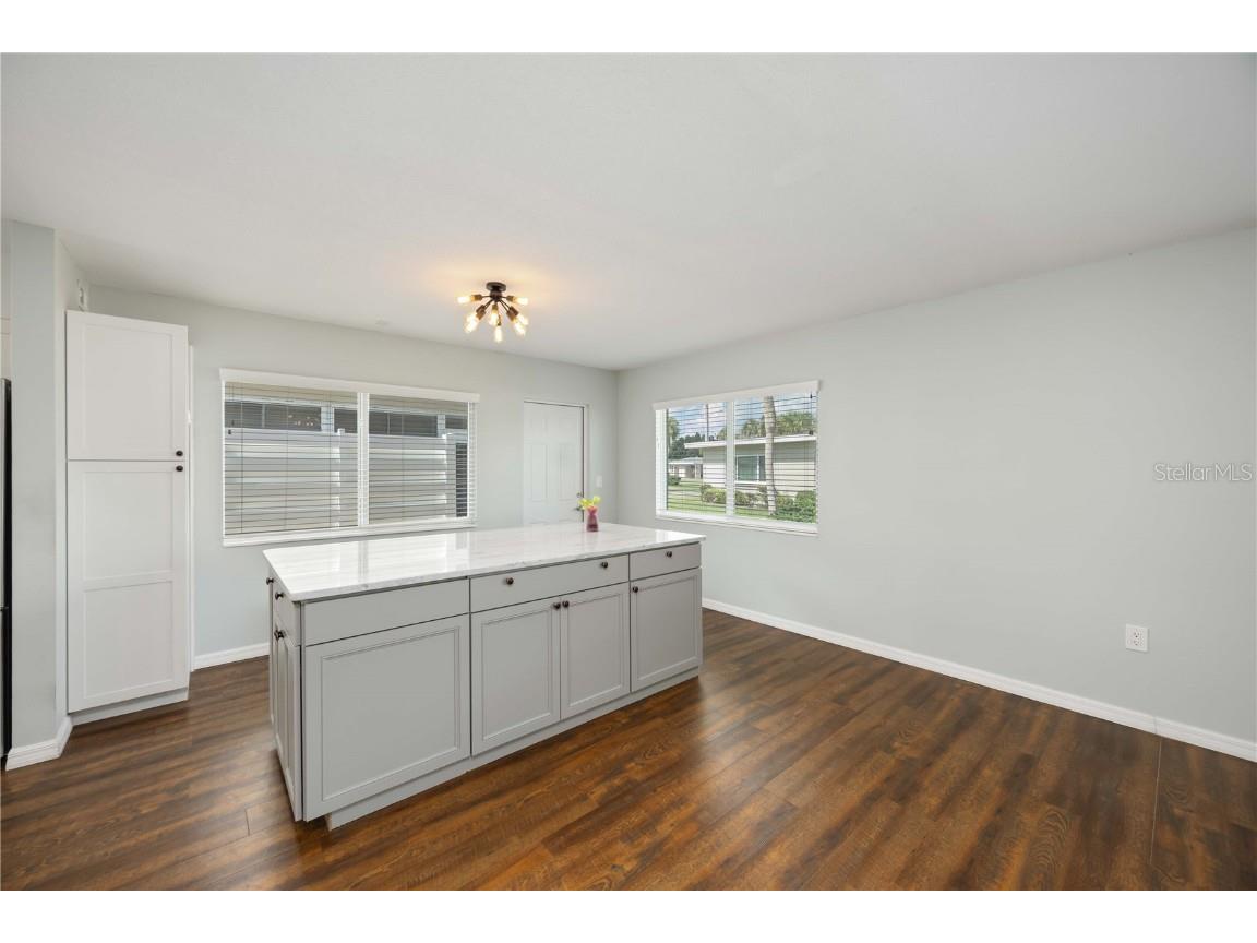 85 Strathmore Boulevard Sarasota FL 34233 A4670639 image7