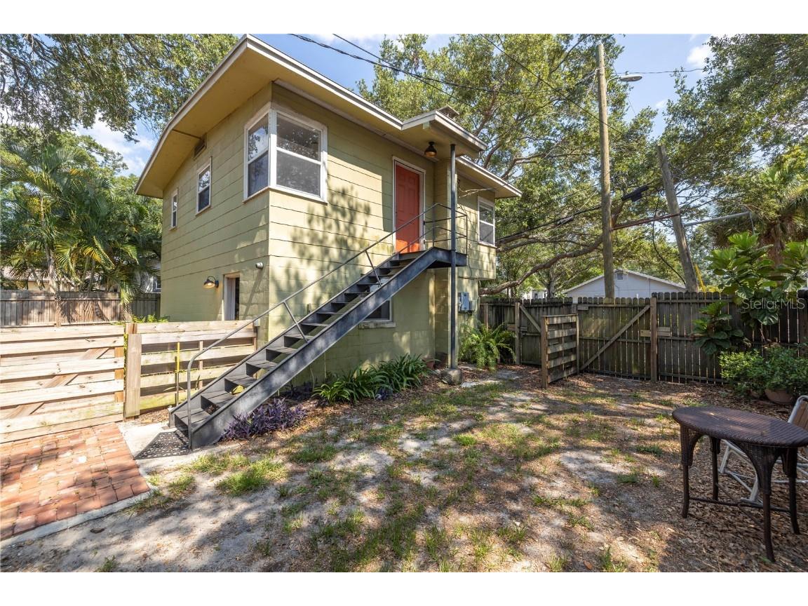 850 1/2 23rd Avenue N Saint Petersburg FL 33704 U8208645 image1