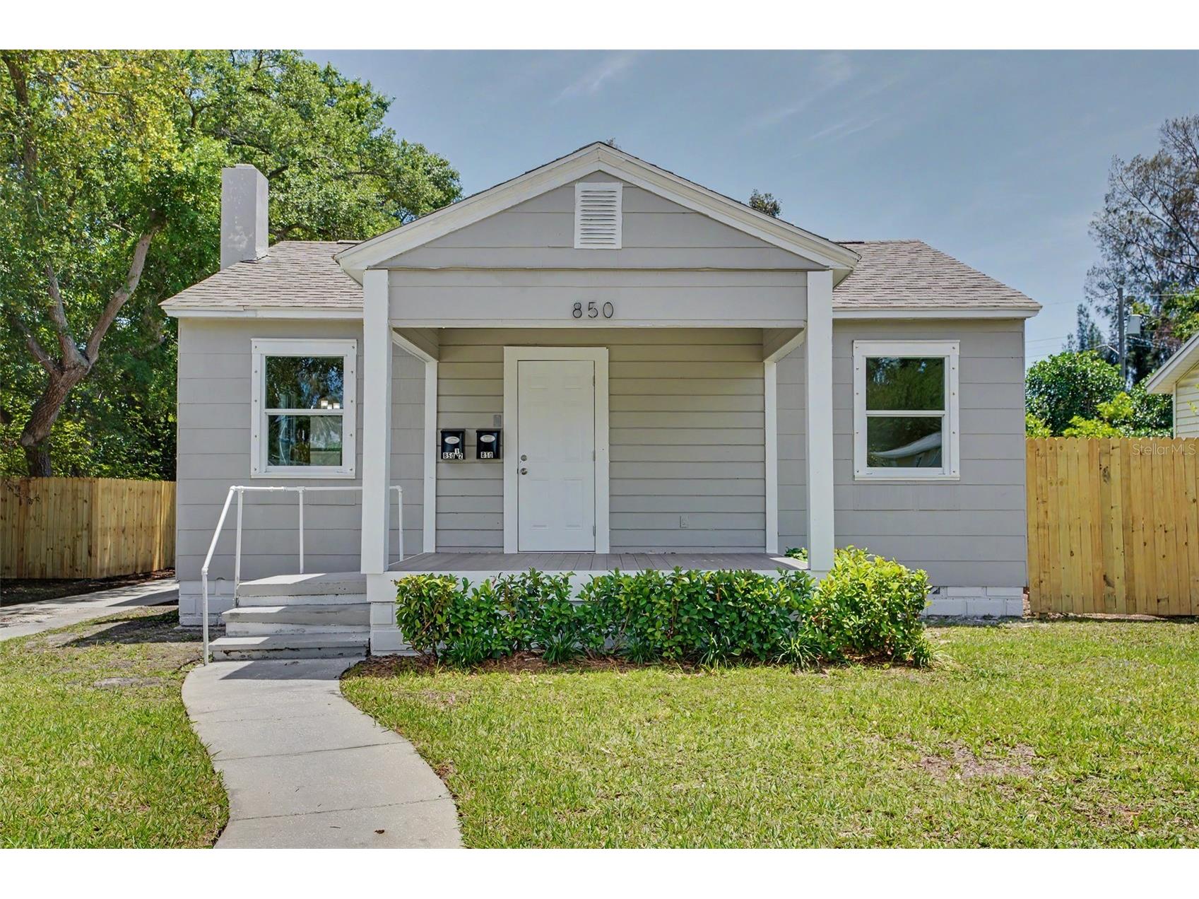 850 18th Avenue S Saint Petersburg FL 33705 TB8505764 image1