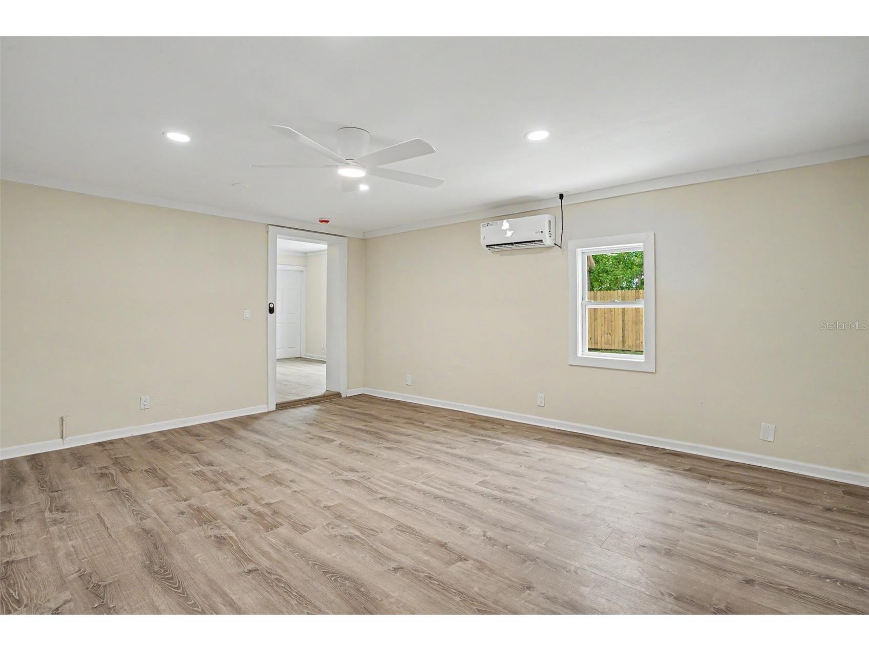 850 18th Avenue S Saint Petersburg FL 33705 TB8505764 image12