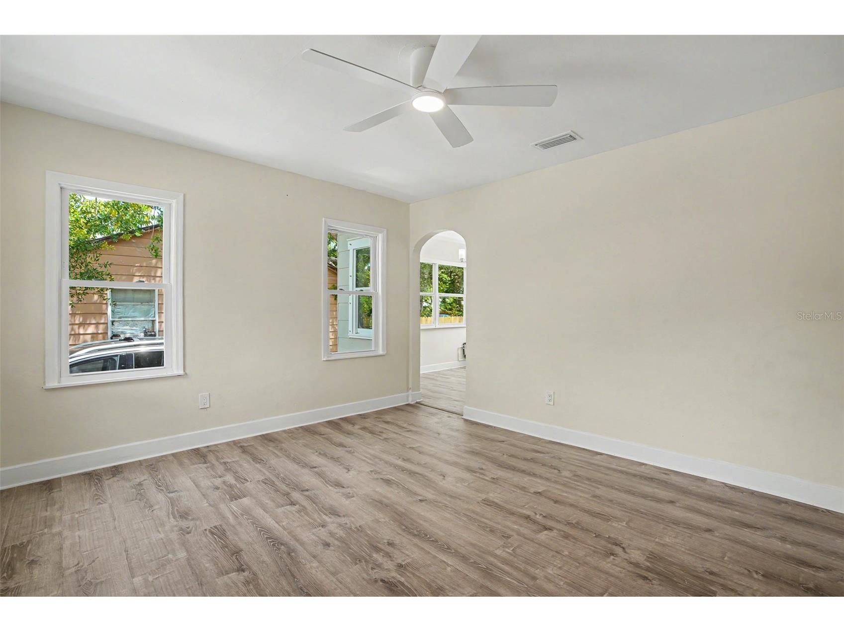 850 18th Avenue S Saint Petersburg FL 33705 TB8505764 image13