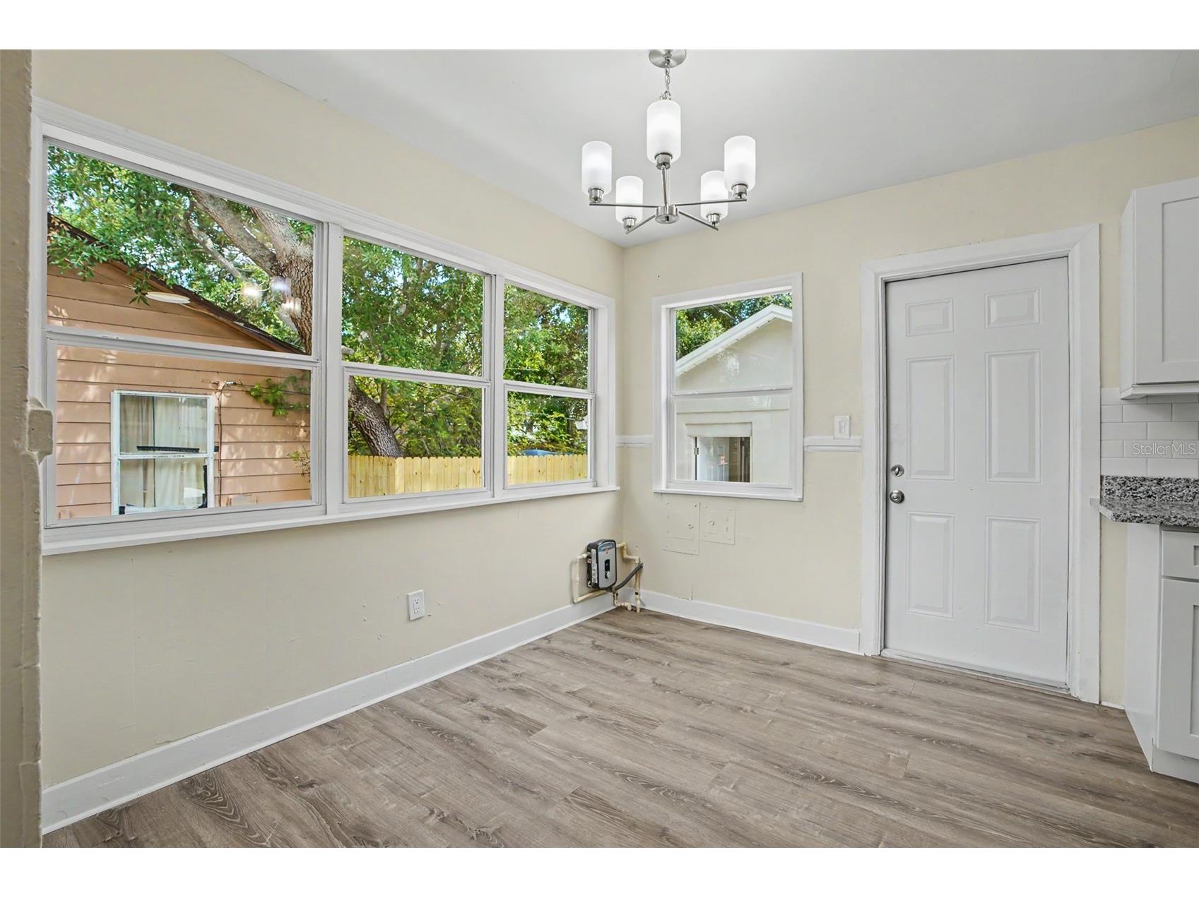 850 18th Avenue S Saint Petersburg FL 33705 TB8505764 image23
