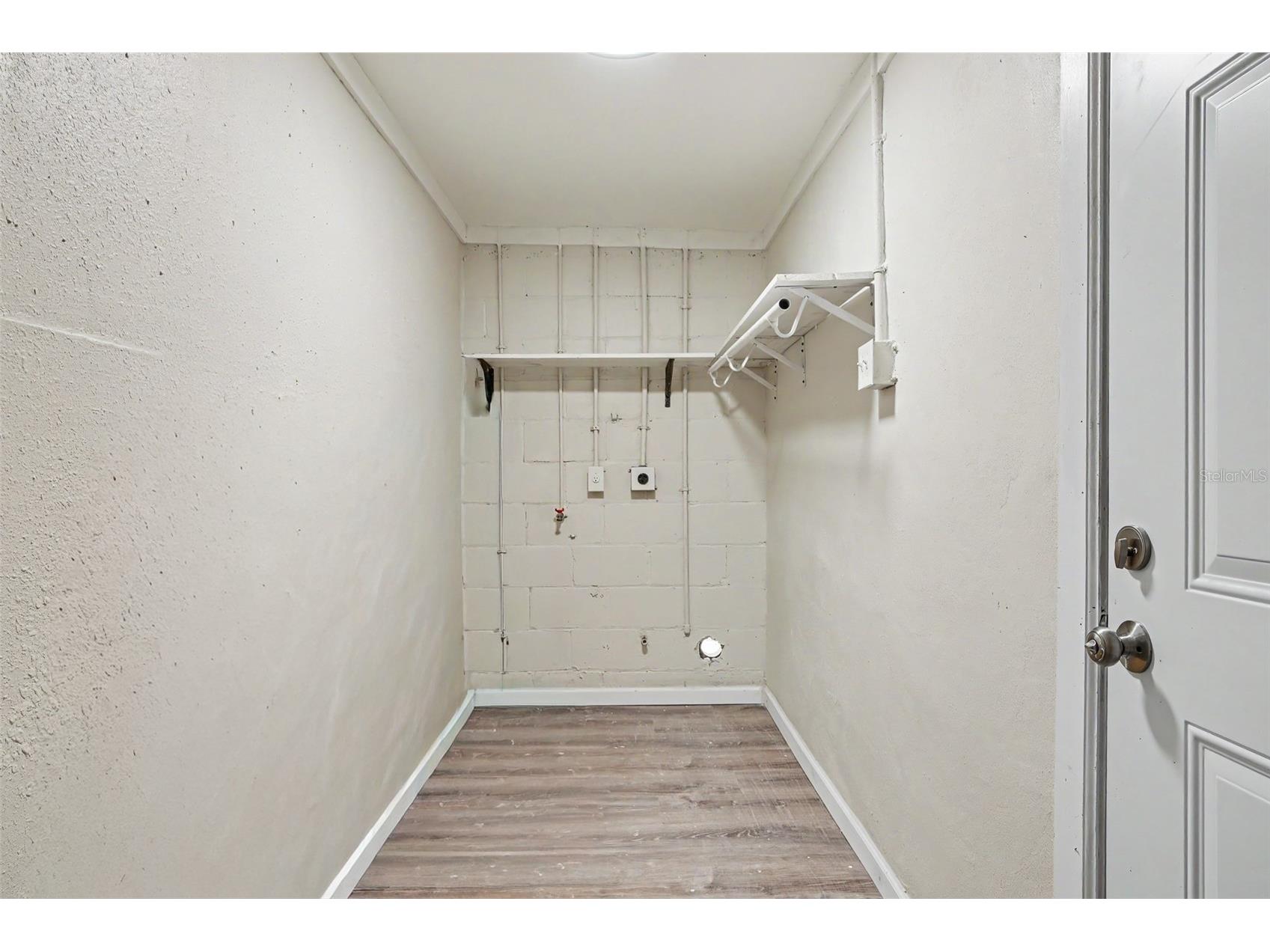 850 18th Avenue S Saint Petersburg FL 33705 TB8505764 image40