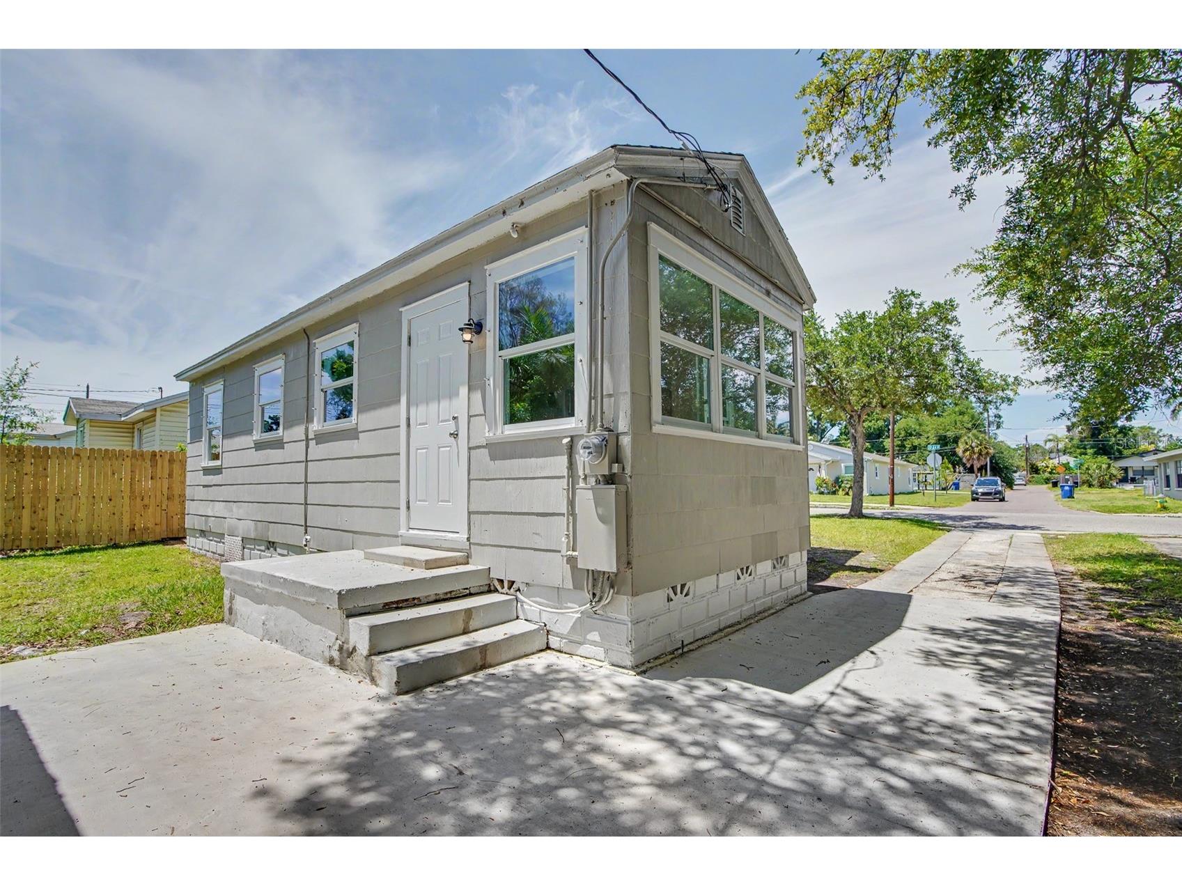 850 18th Avenue S Saint Petersburg FL 33705 TB8505764 image41