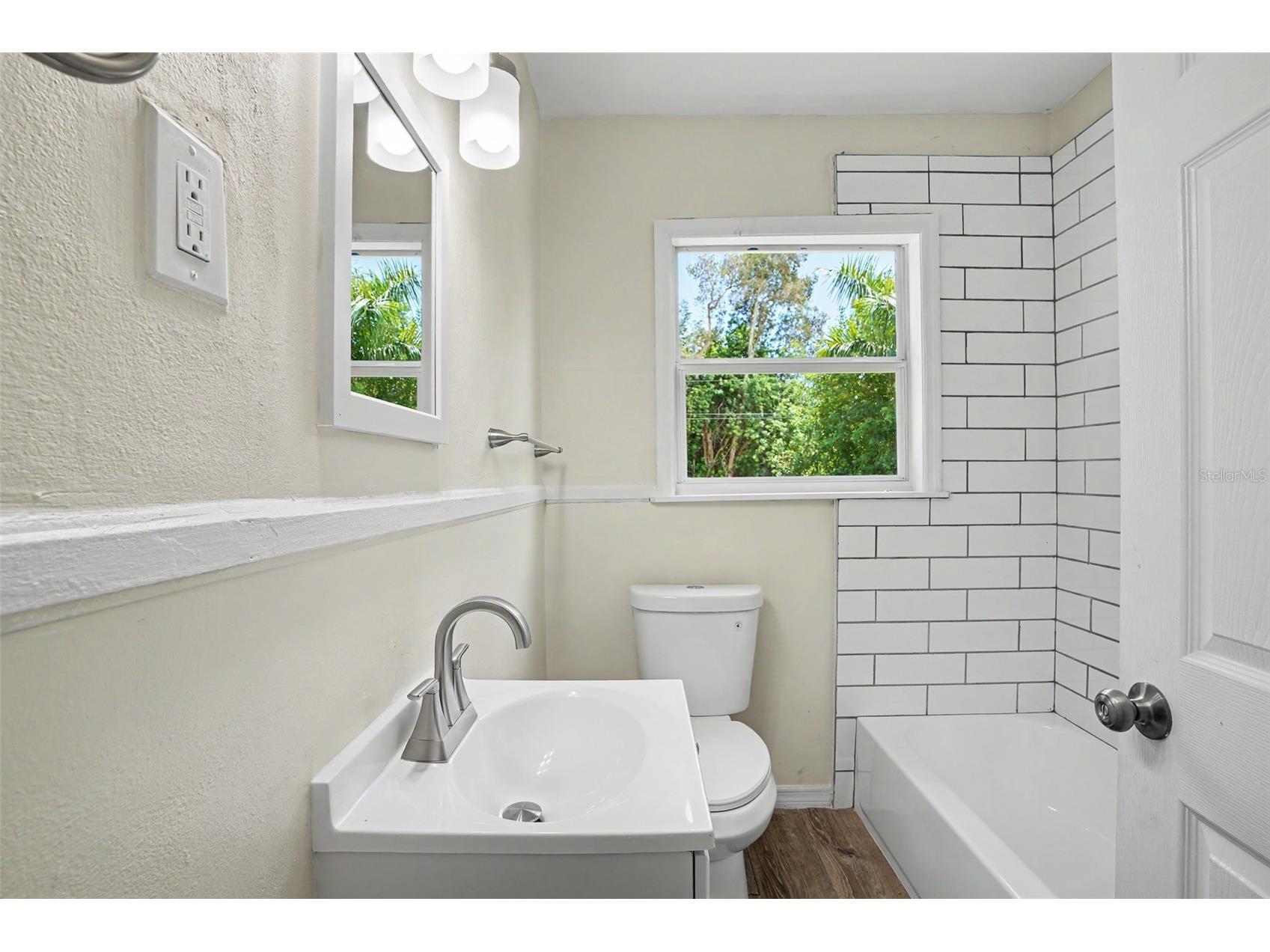 850 18th Avenue S Saint Petersburg FL 33705 TB8505764 image43