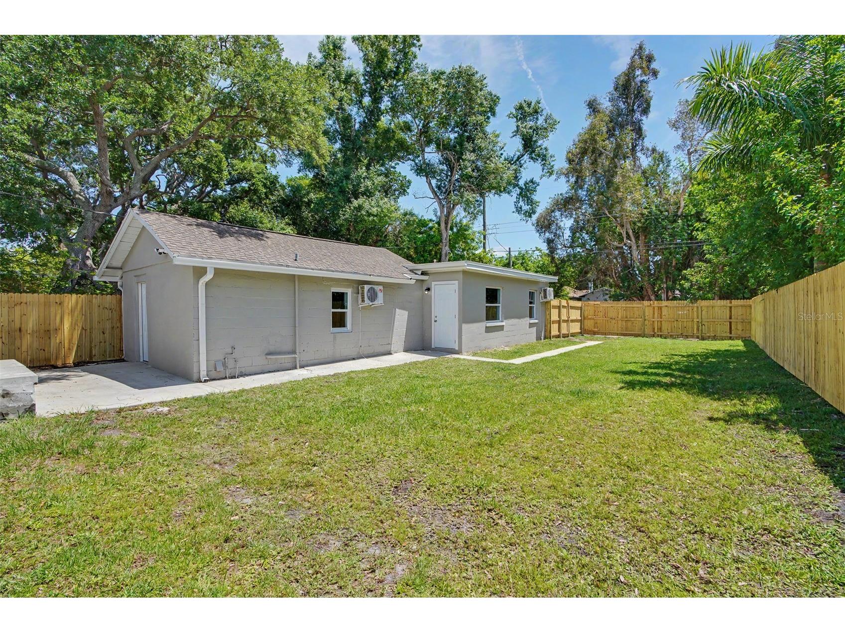 850 18th Avenue S Saint Petersburg FL 33705 TB8505764 image51