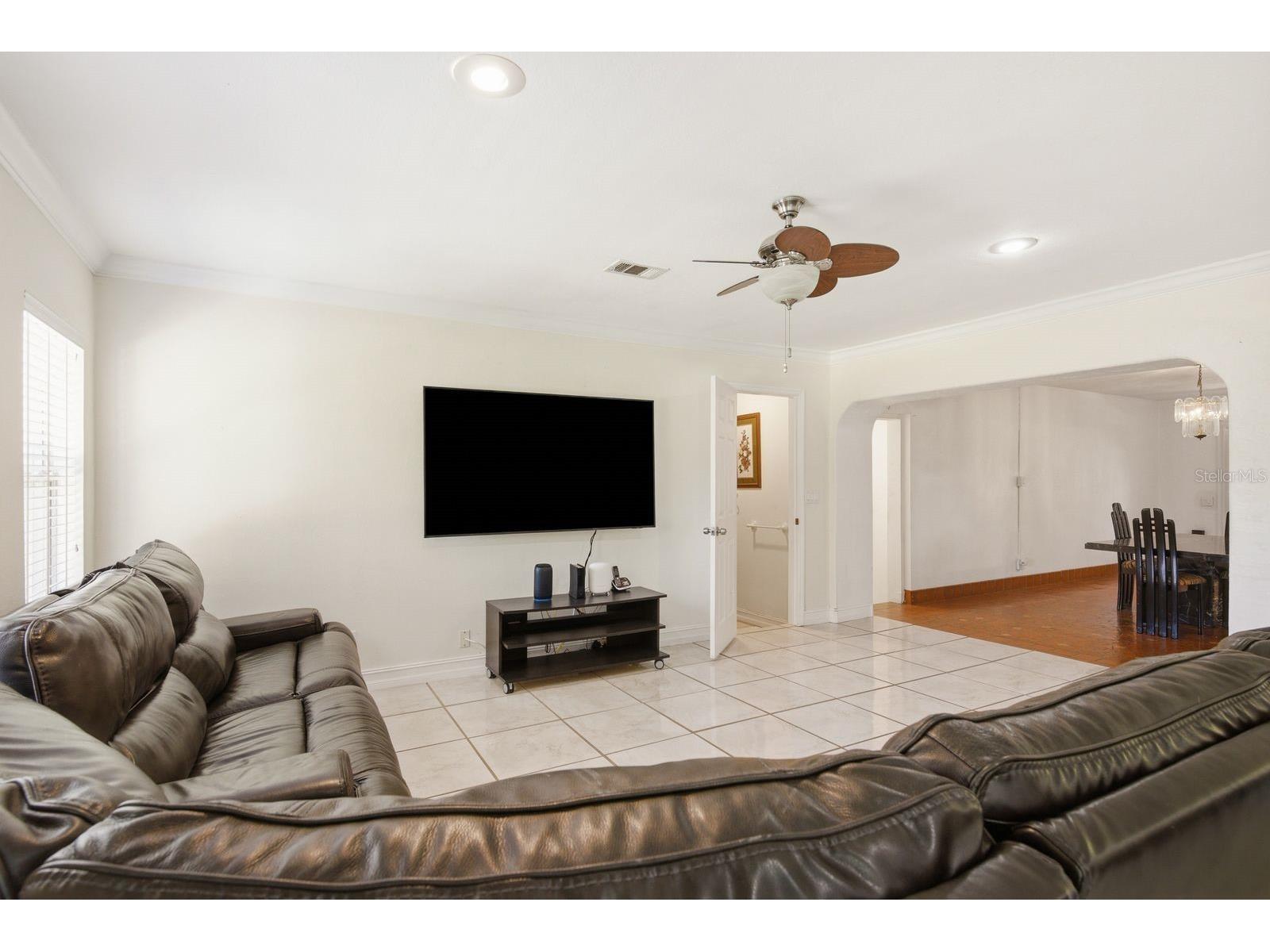 850 36th Avenue S Saint Petersburg FL 33705 TB8512060 image6