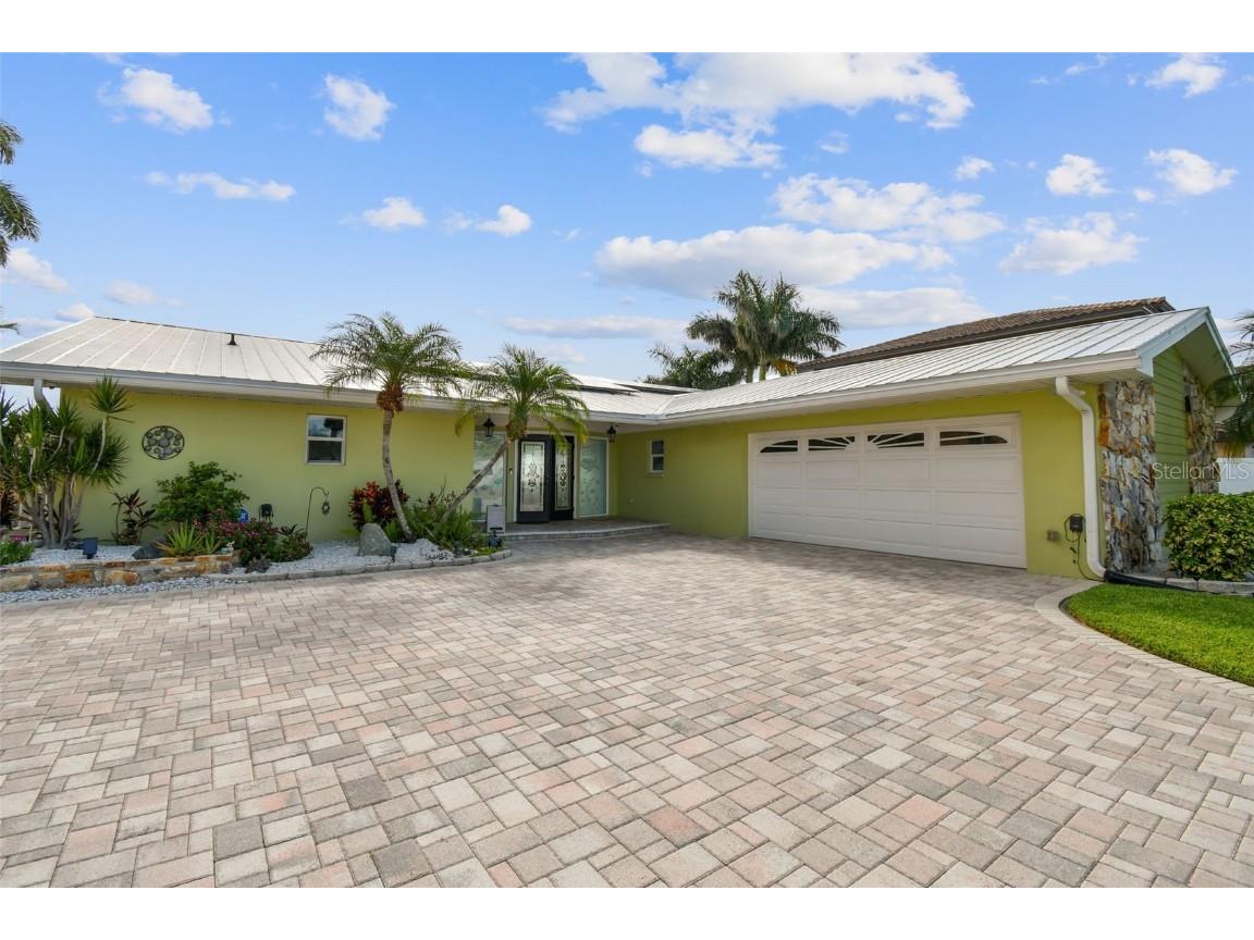 850 Capri Boulevard Treasure Island FL 33706 U8208349 image1