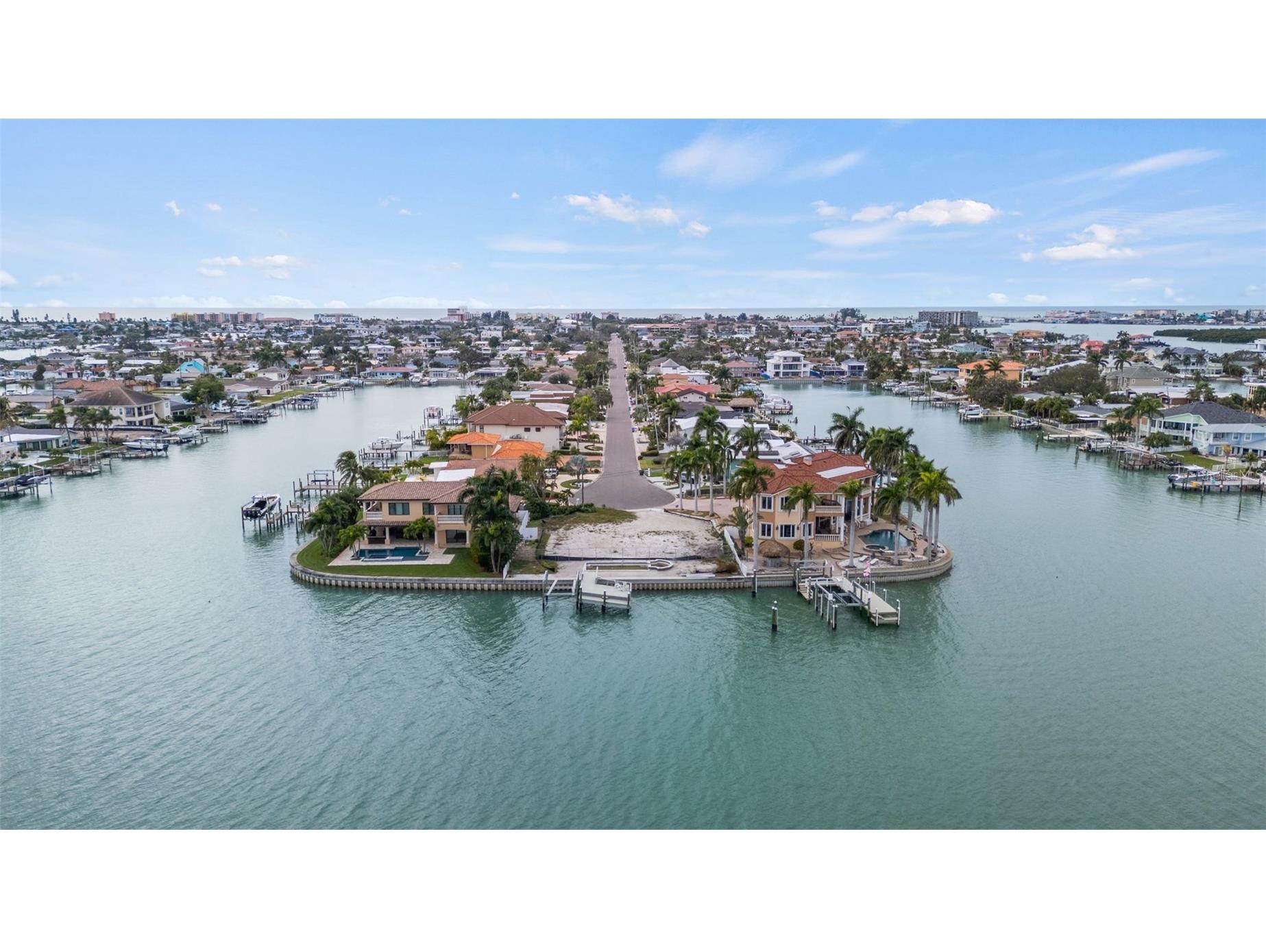 850 Capri Boulevard Treasure Island FL 33706 TB8465583 image7