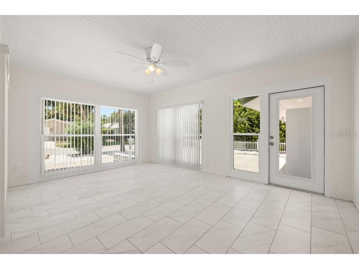 850 Mandalay Avenue Clearwater Beach FL 33767 TB8303509 image17