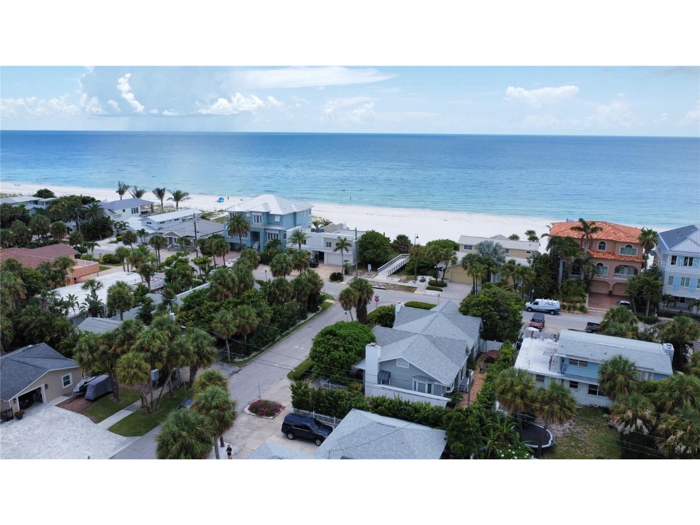 850 Mandalay Avenue Clearwater Beach FL 33767 TB8303509 image2