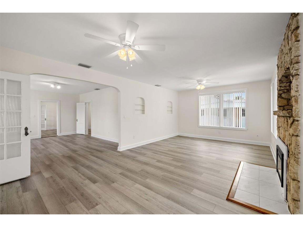 850 Mandalay Avenue Clearwater Beach FL 33767 TB8303509 image23