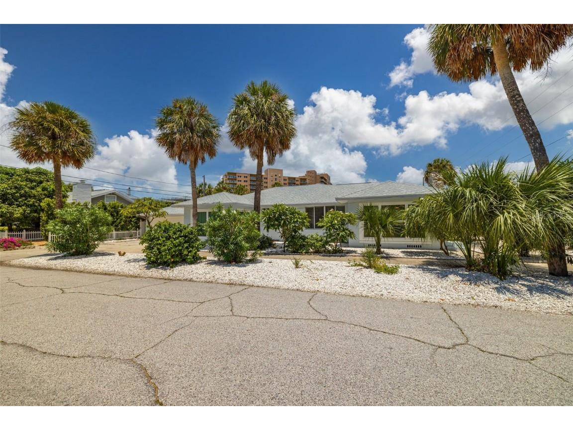 850 Mandalay Avenue Clearwater Beach FL 33767 TB8303509 image36