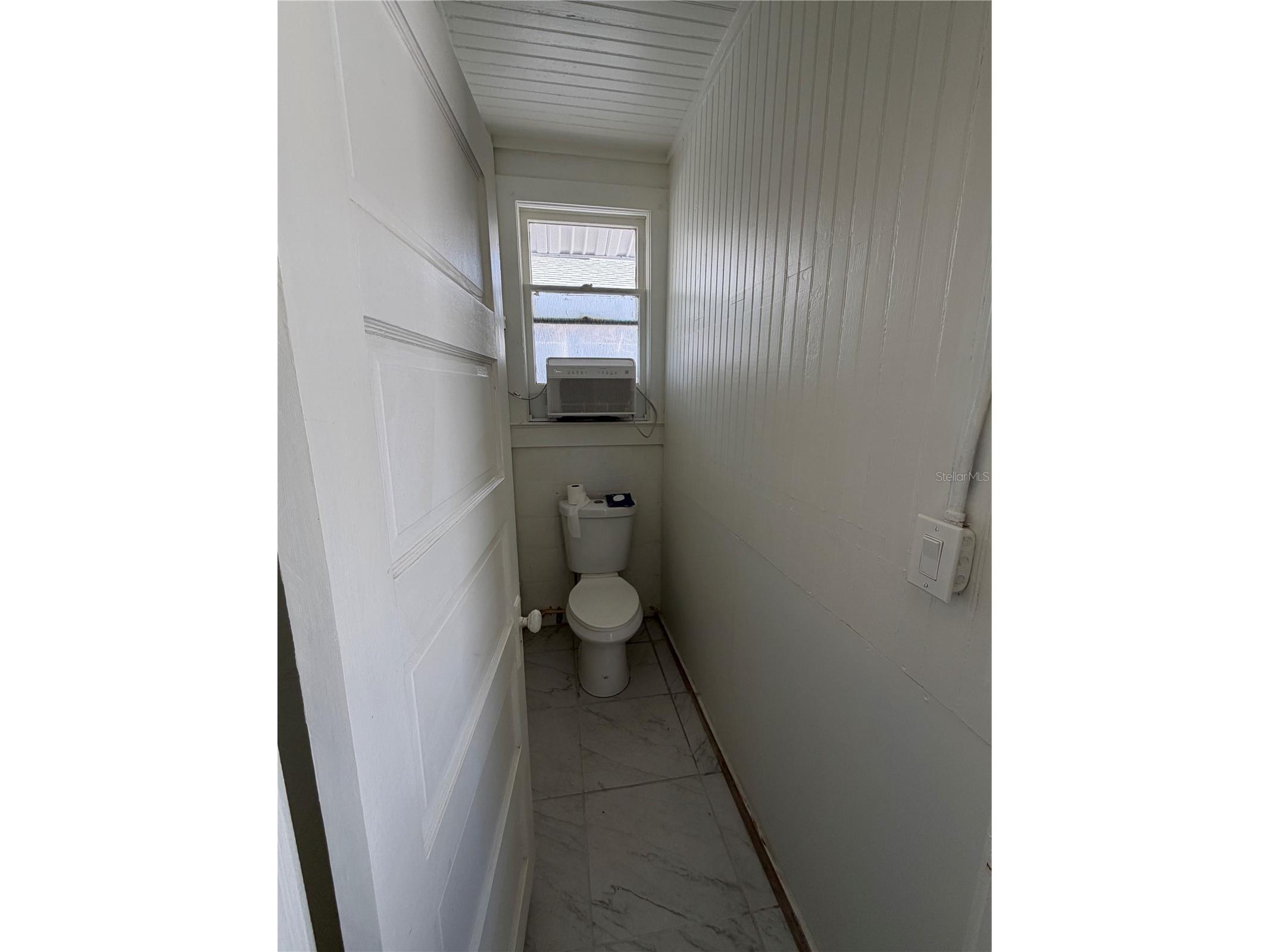 850 Mandalay Avenue Clearwater Beach FL 33767 TB8489421 image34