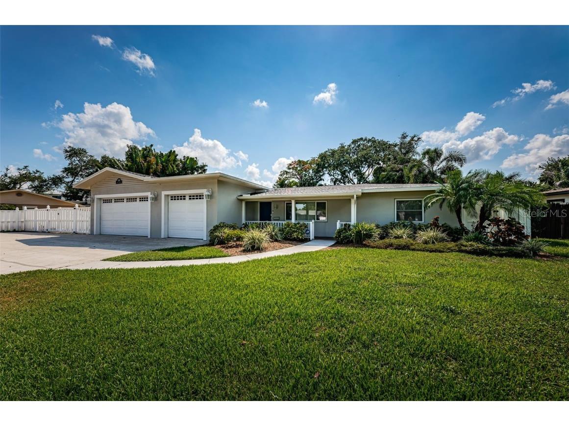 850 Rafael Boulevard NE Saint Petersburg FL 33704 U8245463 image1