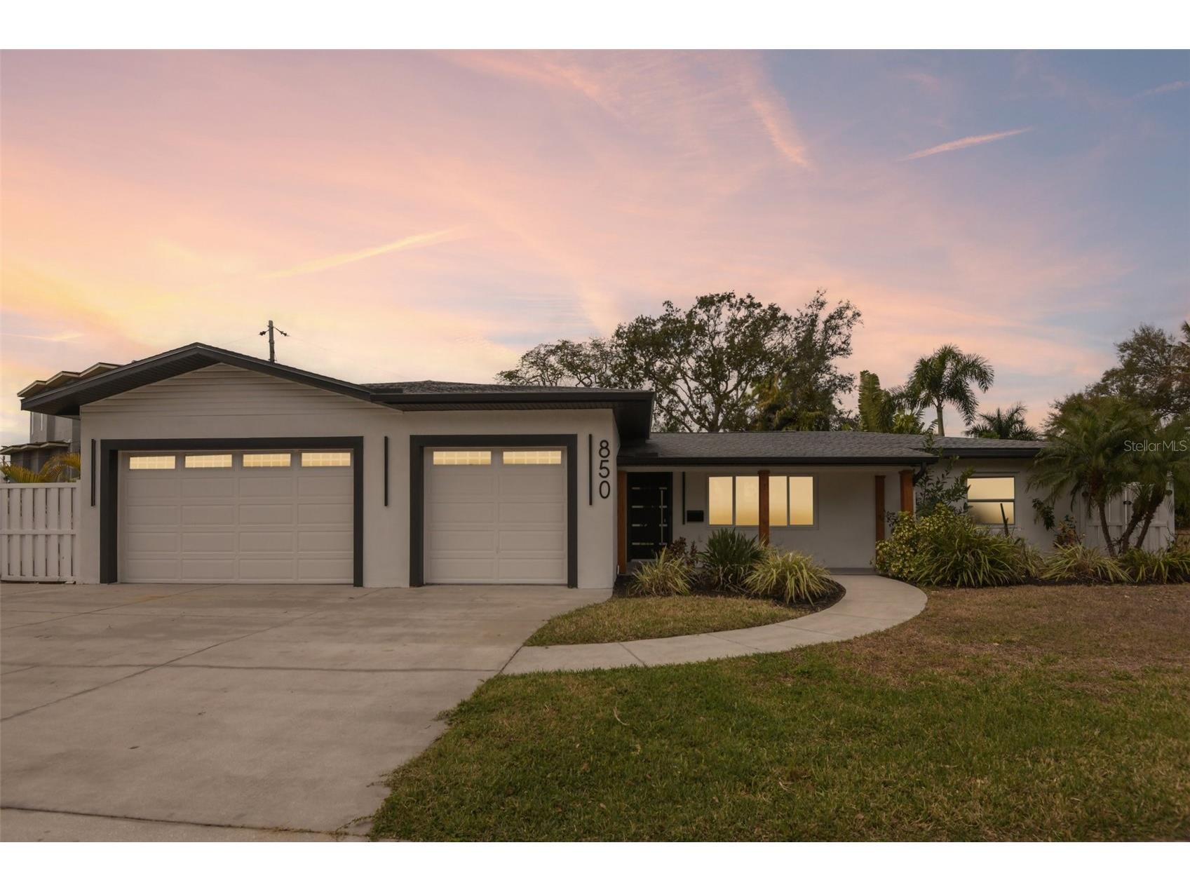 850 Rafael Boulevard NE Saint Petersburg FL 33704 TB8479963 image1