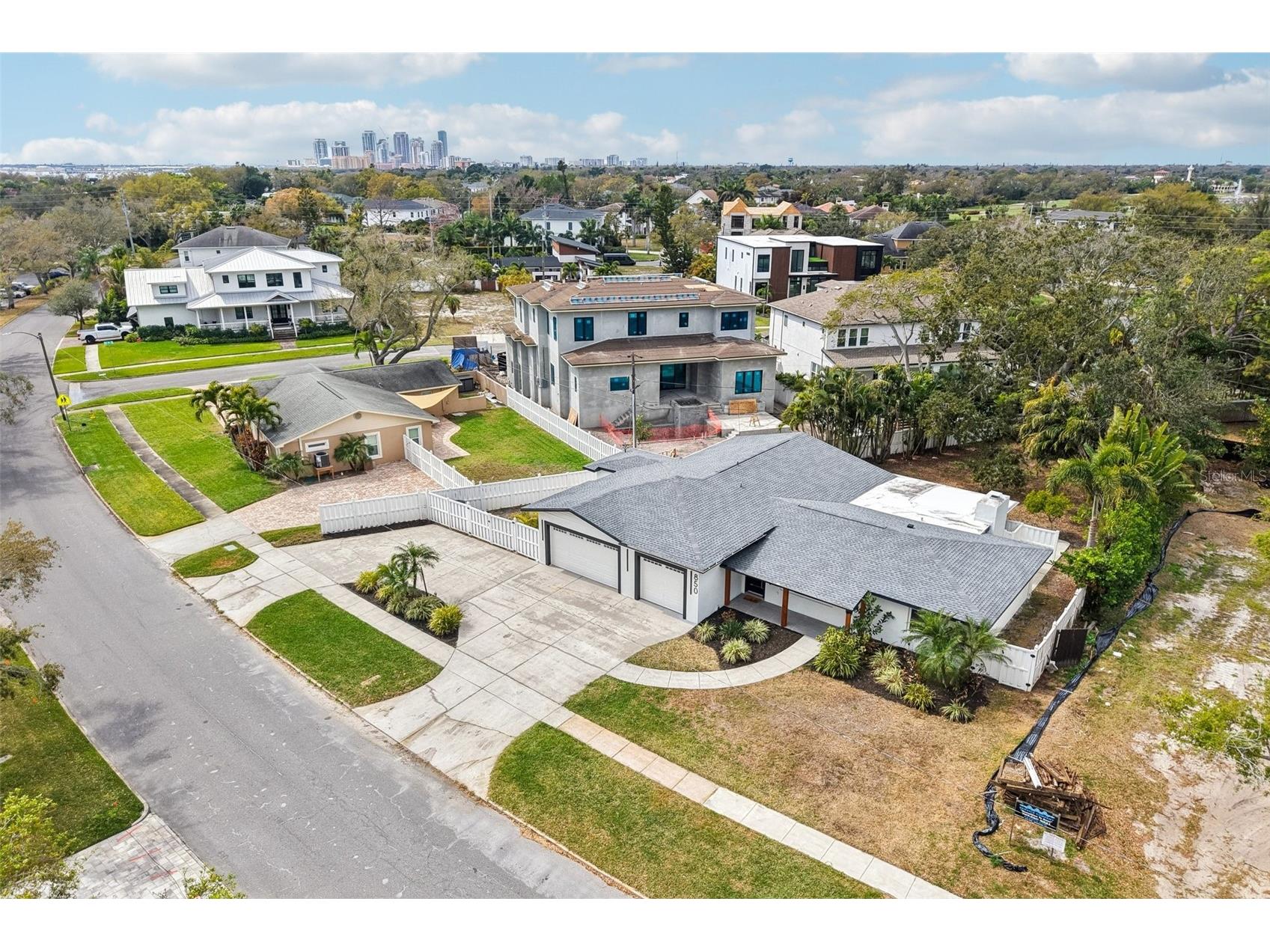 850 Rafael Boulevard NE Saint Petersburg FL 33704 TB8479963 image42