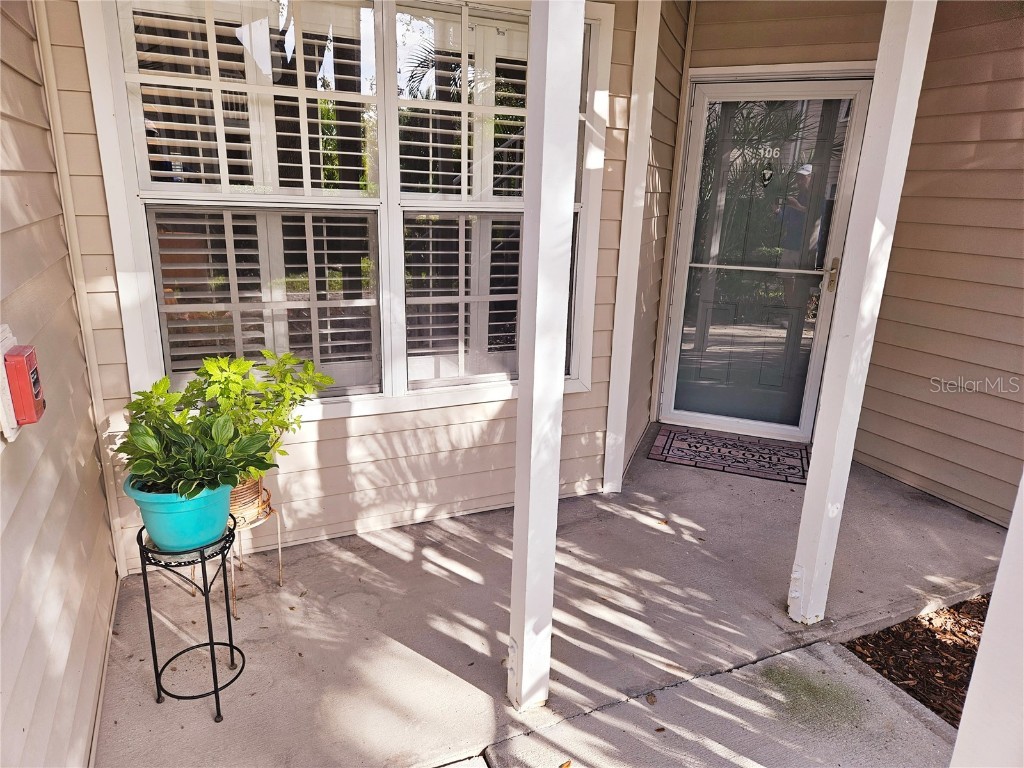 850 S Tamiami Trail #106 Sarasota FL 34236 - HUDSON BAYOU A4588098 image1