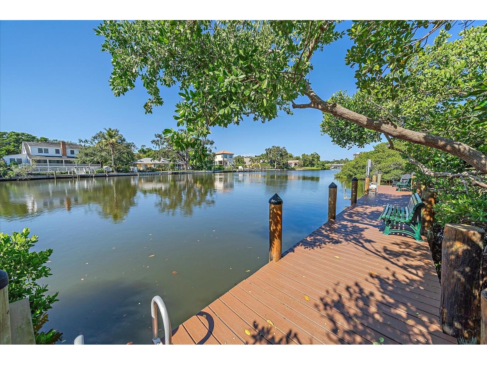 850 S Tamiami Trail #207 Sarasota FL 34236 A4665241 image34