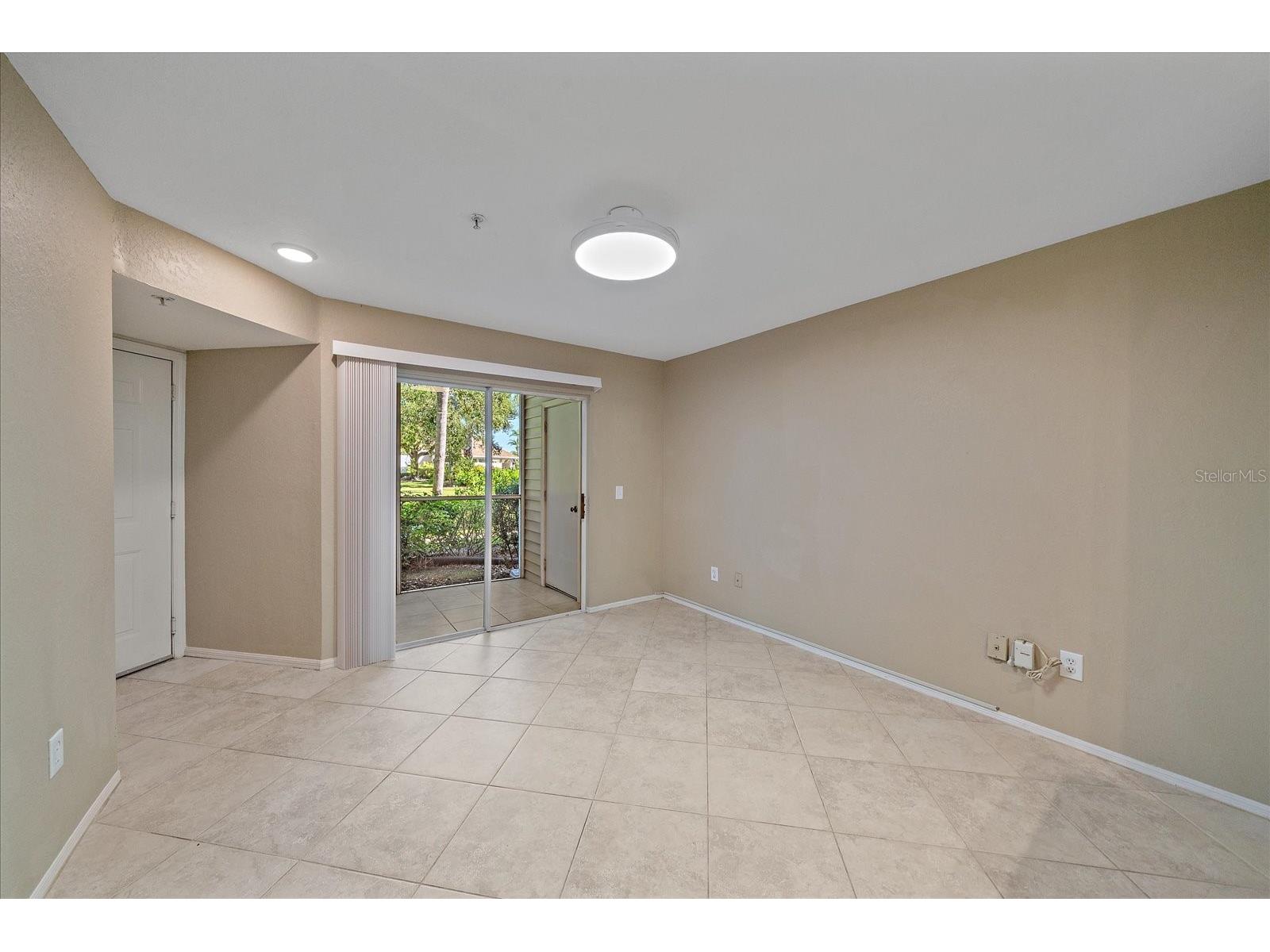 850 S Tamiami Trail #207 Sarasota FL 34236 A4665241 image4