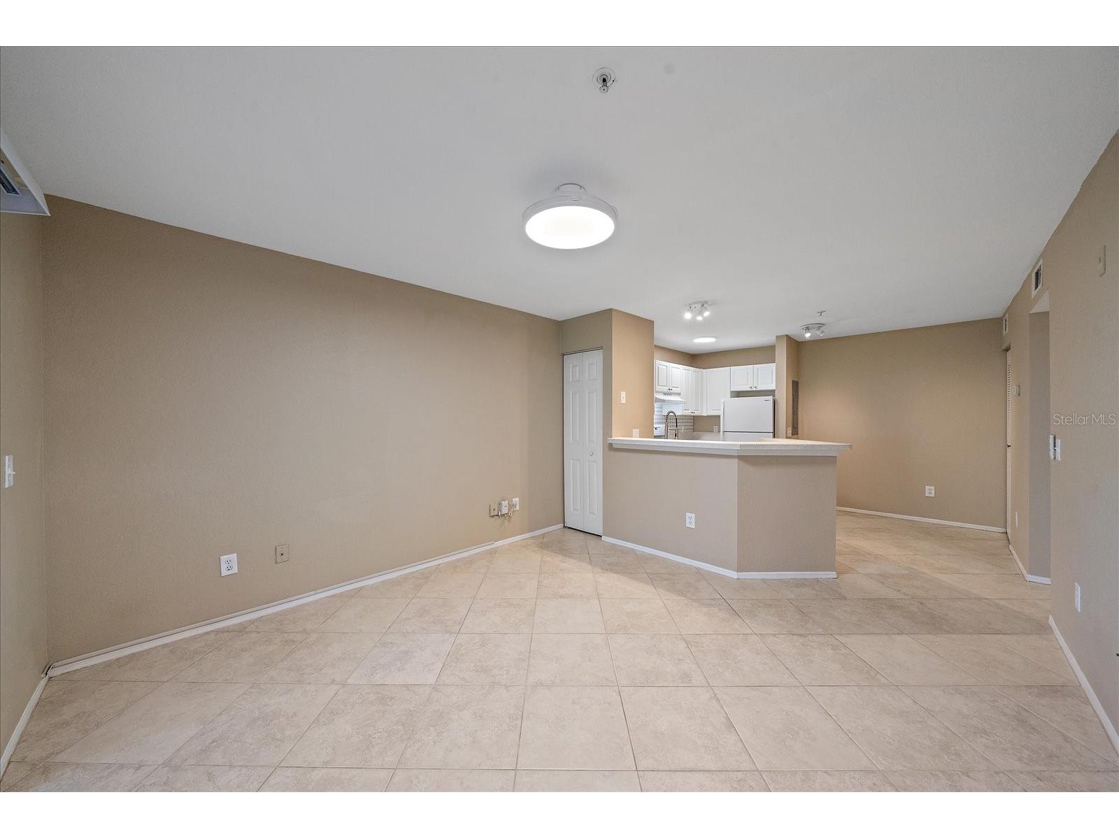 850 S Tamiami Trail #207 Sarasota FL 34236 A4665241 image7