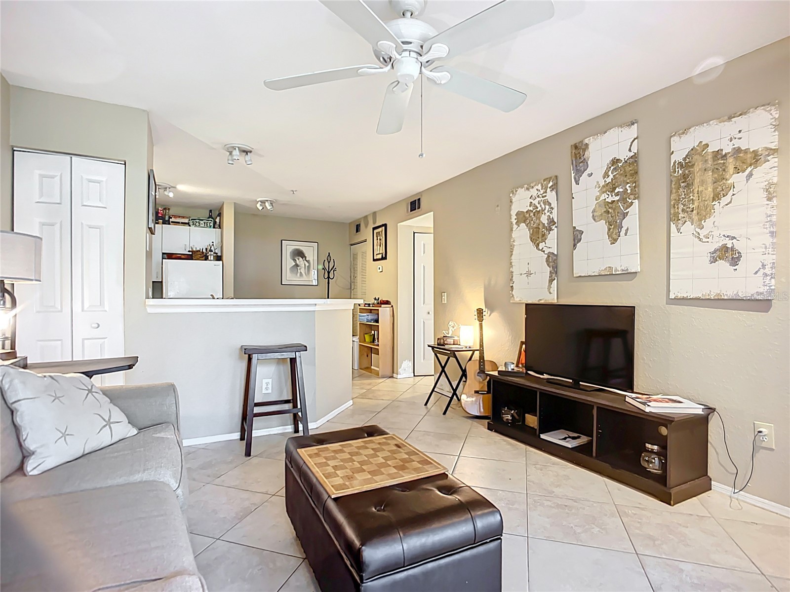 850 S Tamiami Trail #207 Sarasota FL 34236 A4692567 image3