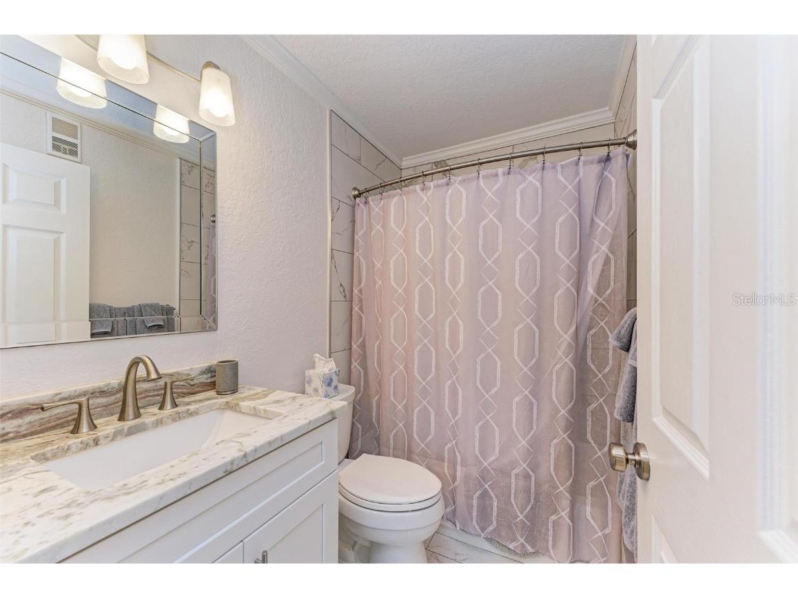 850 S Tamiami Trail #225 Sarasota FL 34236 A4638881 image16