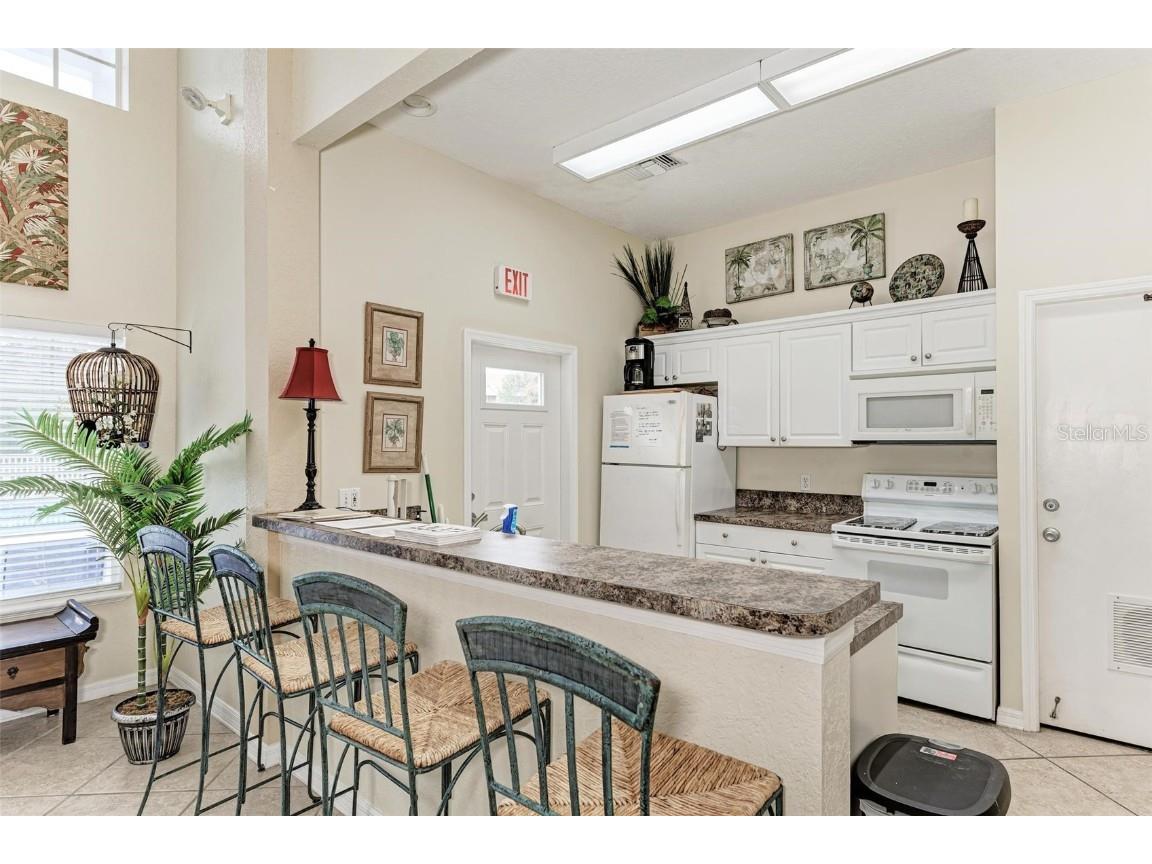 850 S Tamiami Trail #225 Sarasota FL 34236 A4638881 image46