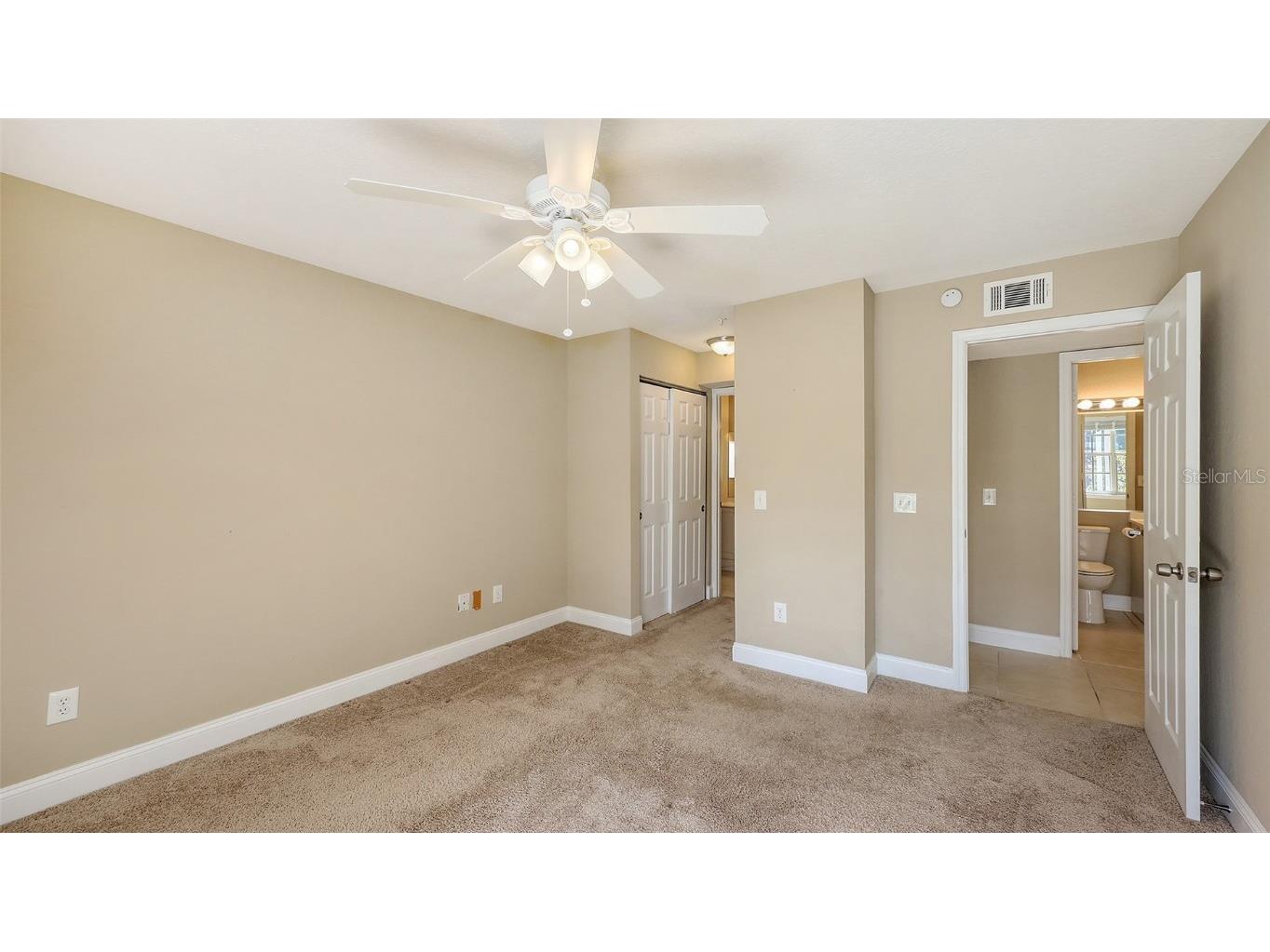 850 S Tamiami Trail #301 Sarasota FL 34236 A4640584 image12