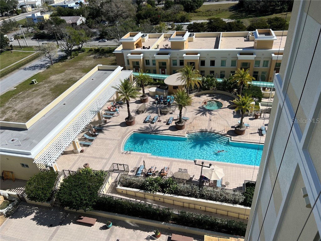 850 S Tamiami Trail #302 Sarasota FL 34236 A4647929 image15