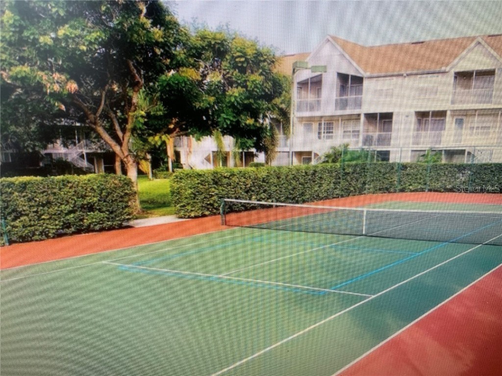 850 S Tamiami Trail #302 Sarasota FL 34236 A4647929 image18