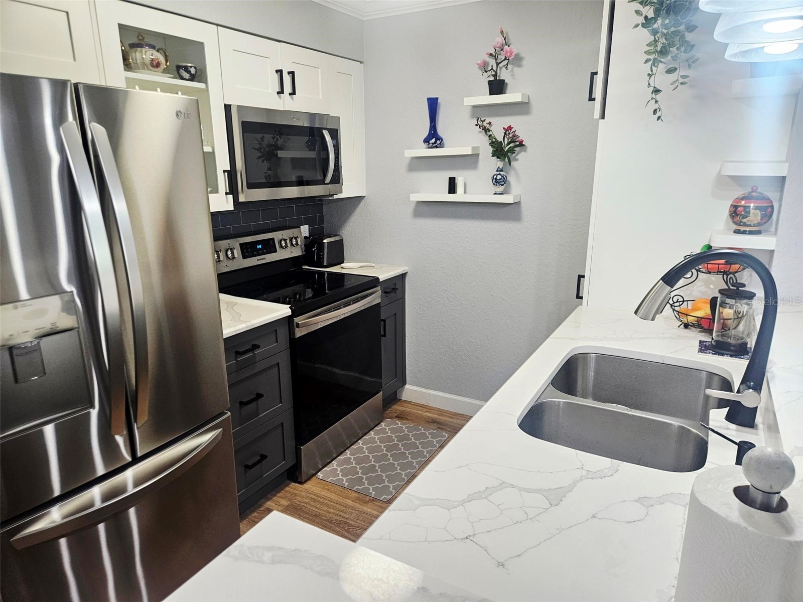 850 S Tamiami Trail #308 Sarasota FL 34236 - HUDSON BAYOU A4689921 image8