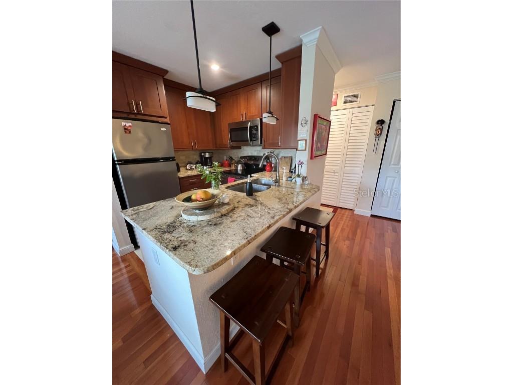 850 S Tamiami Trail #333 Sarasota FL 34236 A4648486 image5