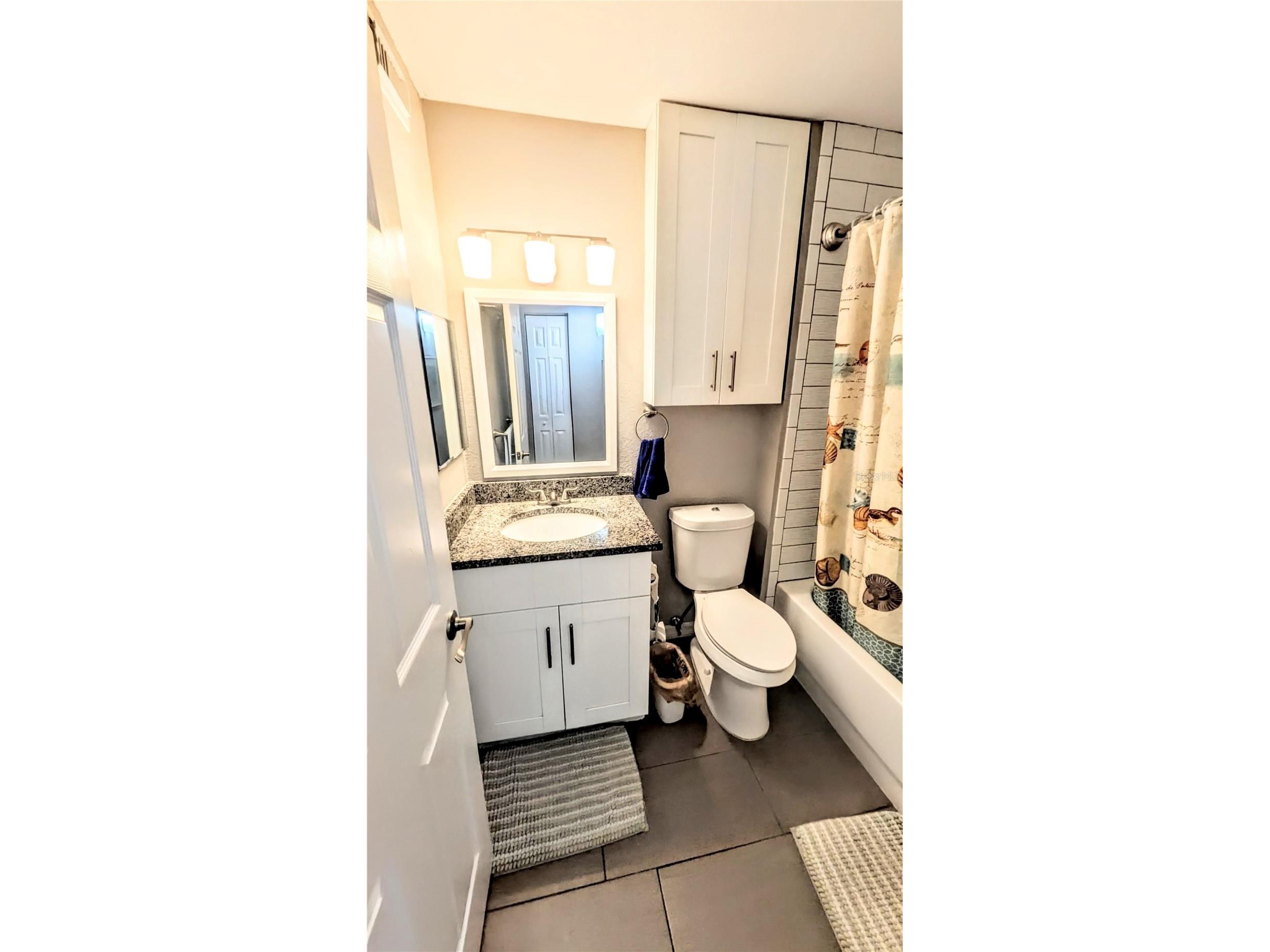 850 S Tamiami Trail #409 Sarasota FL 34236 A4692538 image11