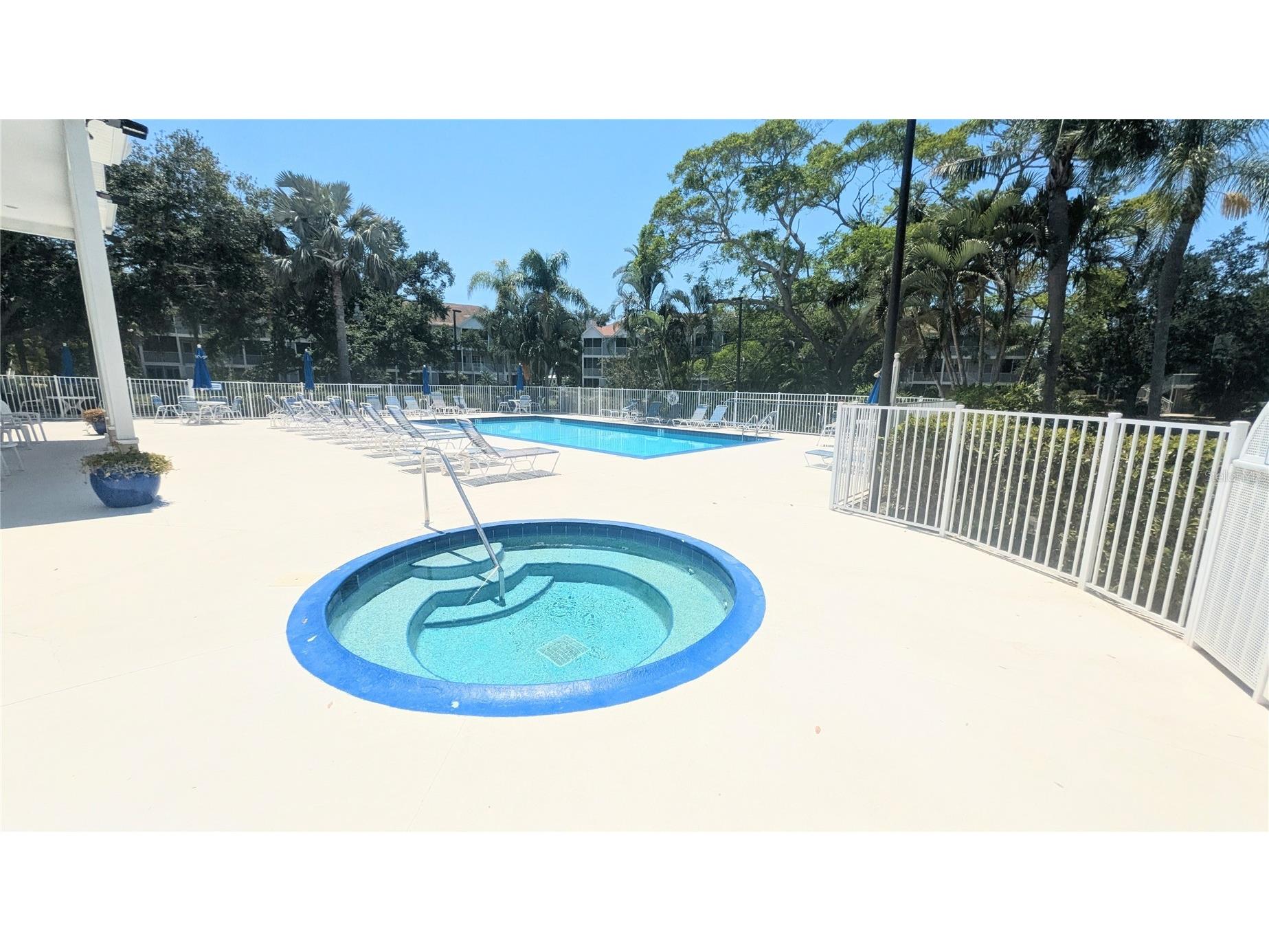 850 S Tamiami Trail #409 Sarasota FL 34236 A4692538 image20