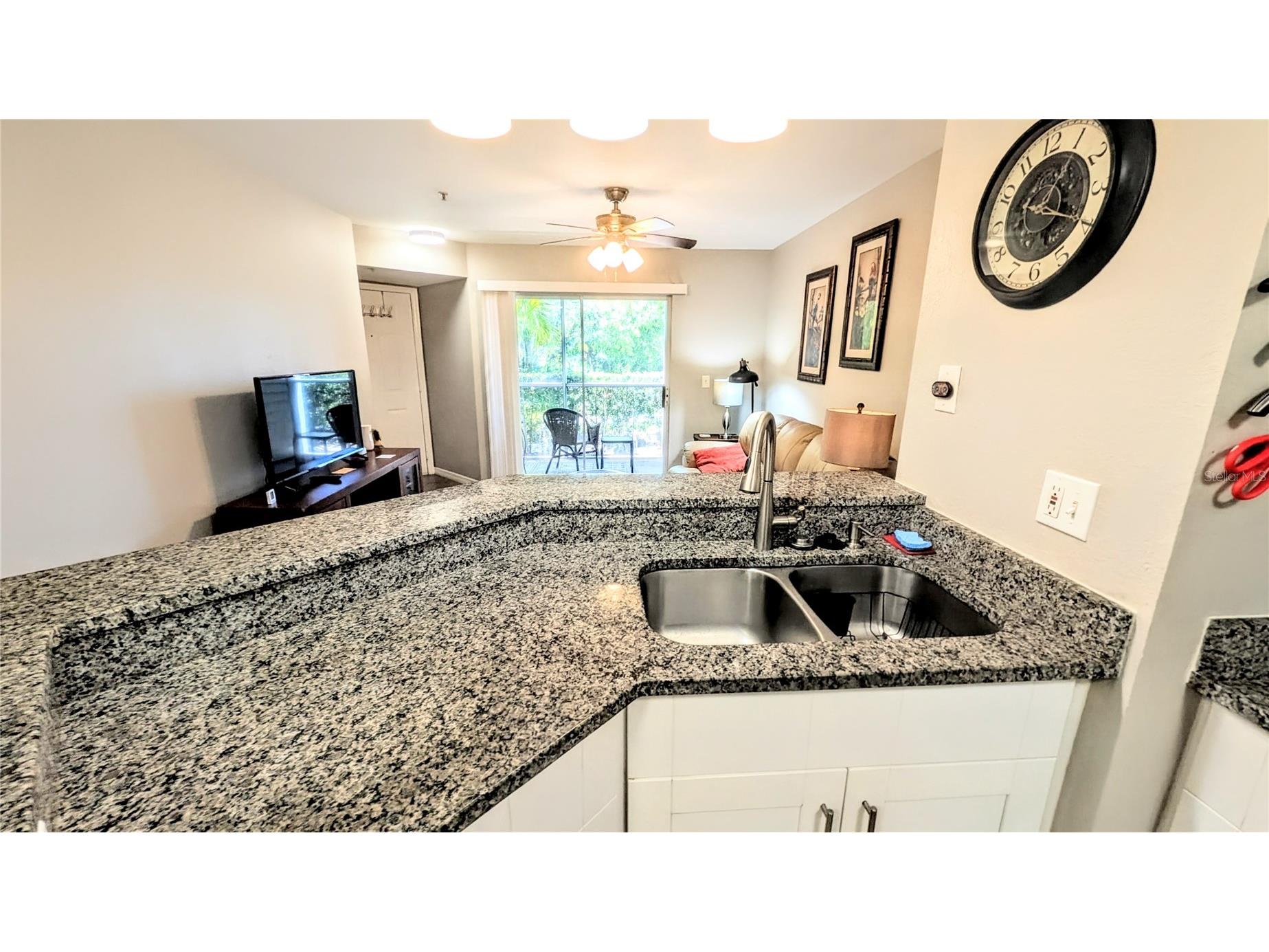 850 S Tamiami Trail #409 Sarasota FL 34236 A4692538 image6