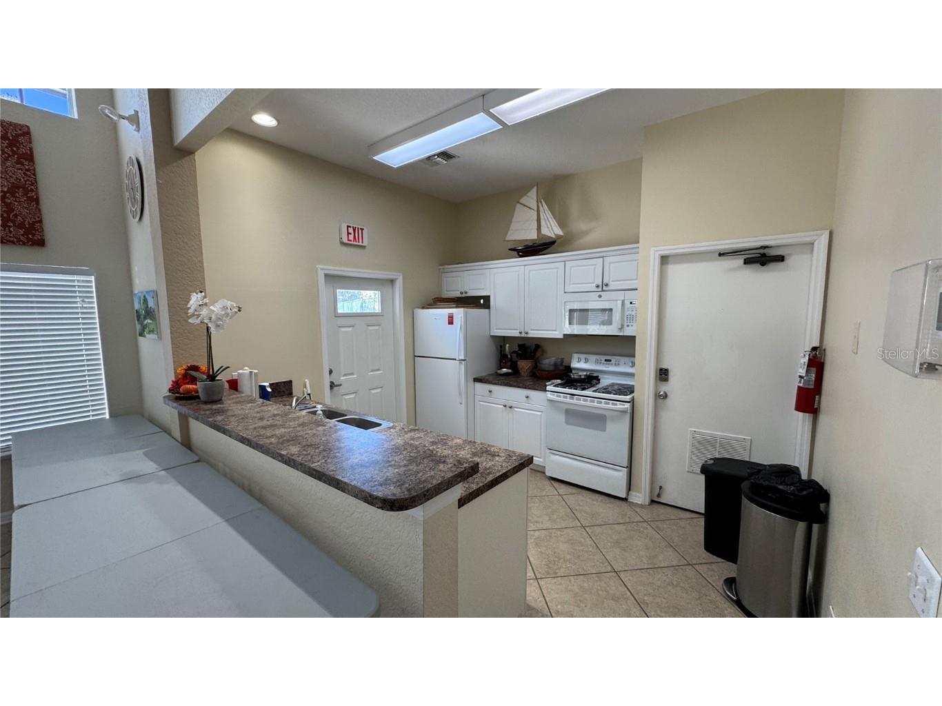 850 S Tamiami Trail #603 Sarasota FL 34236 A4673105 image27