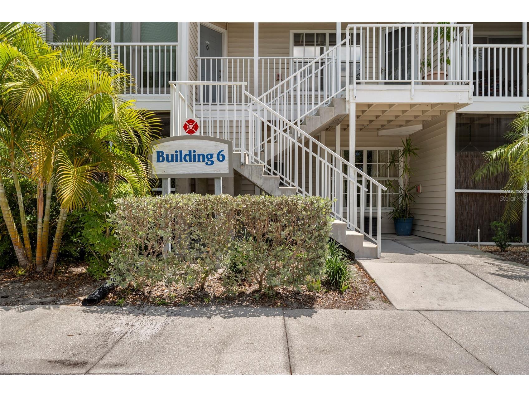 850 S Tamiami Trail #604 Sarasota FL 34236 - HUDSON BAYOU A4691470 image2