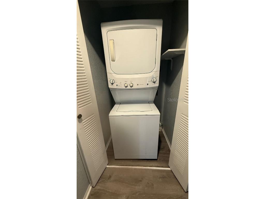 850 S Tamiami Trail #721 Sarasota FL 34236 A4662444 image8