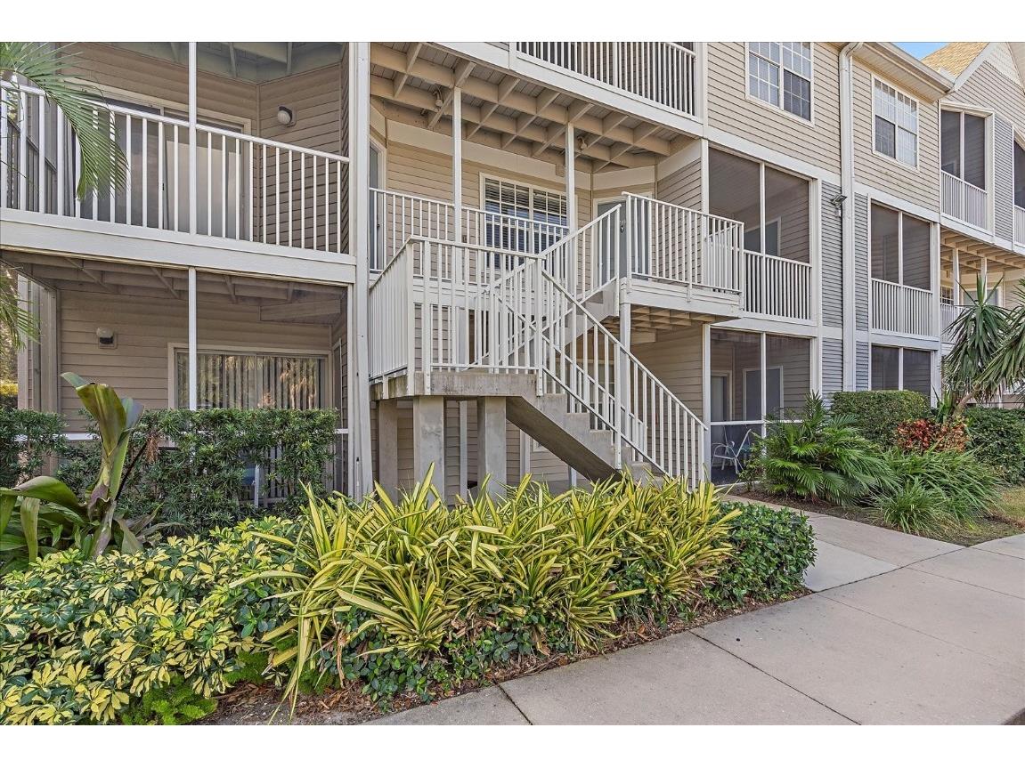 850 S Tamiami Trail #725 Sarasota FL 34236 A4630372 image1