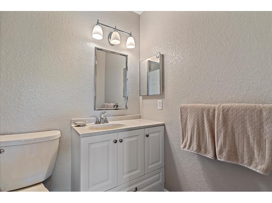 850 S Tamiami Trail #725 Sarasota FL 34236 A4630372 image20