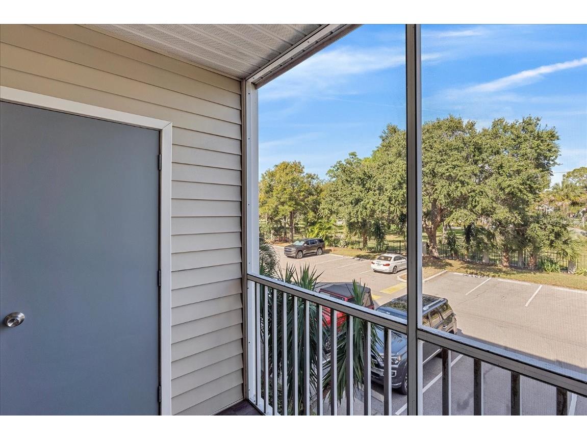 850 S Tamiami Trail #725 Sarasota FL 34236 A4630372 image24