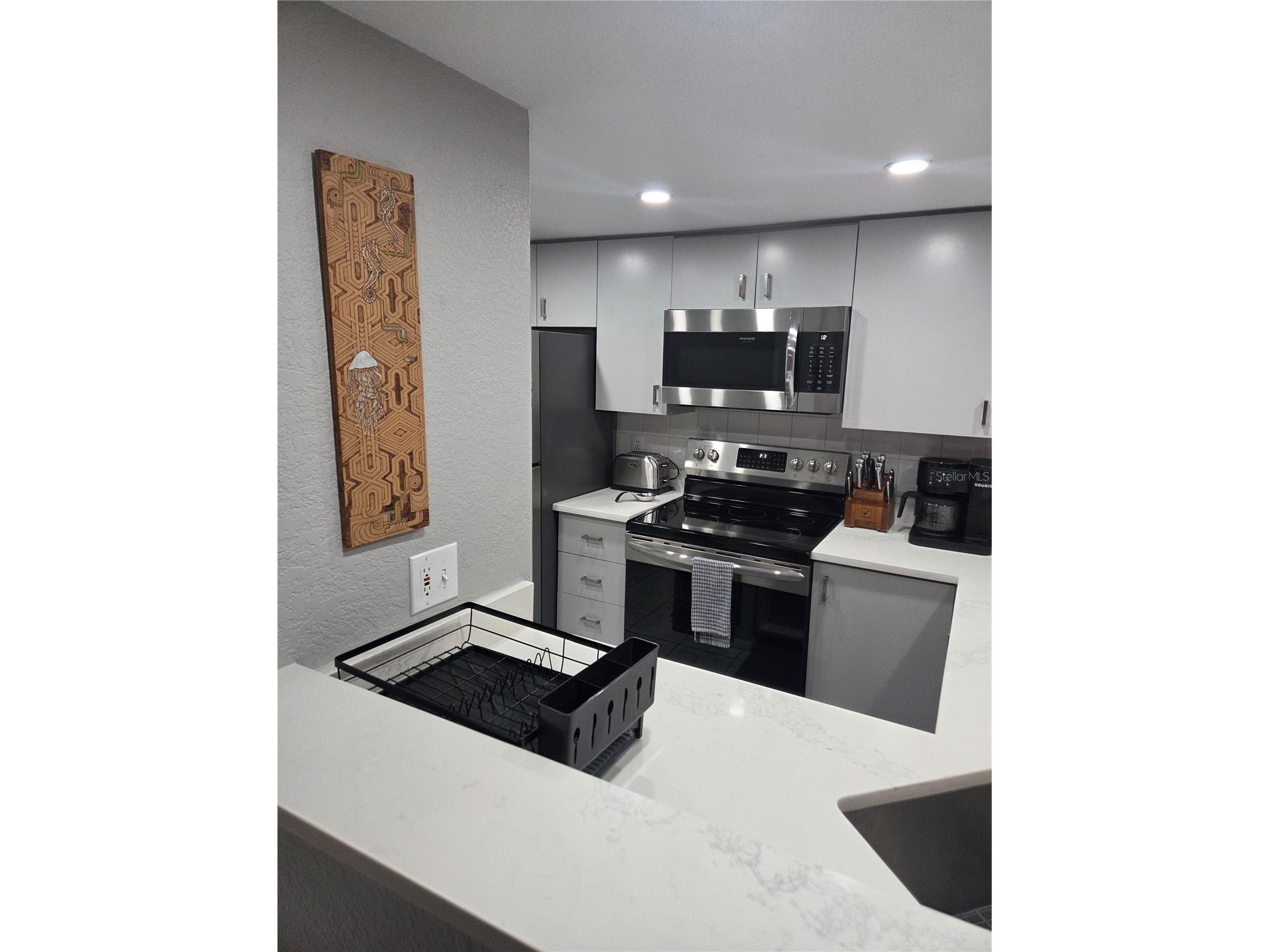850 S Tamiami Trail #801 Sarasota FL 34236 - HUDSON BAYOU TB8515223 image6