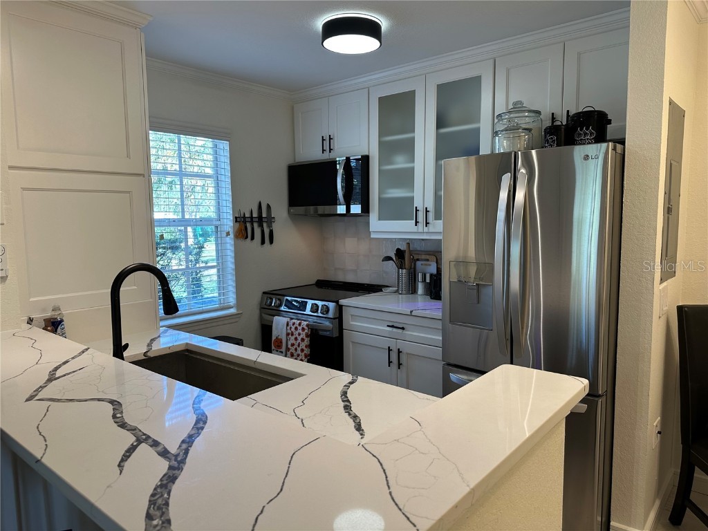 850 S Tamiami Trail Trail #406 Sarasota FL 34236 - HUDSON BAYOU A4669189 image1