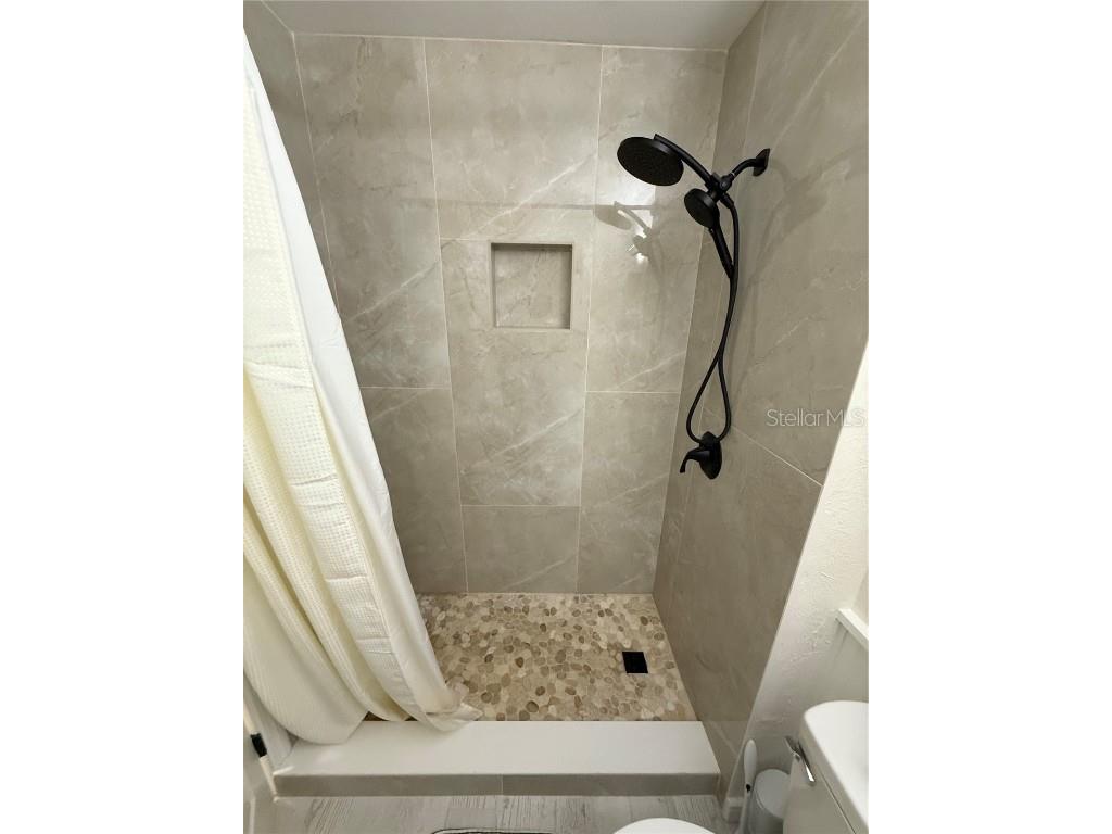 850 S Tamiami Trail Trail #406 Sarasota FL 34236 - HUDSON BAYOU A4669189 image16