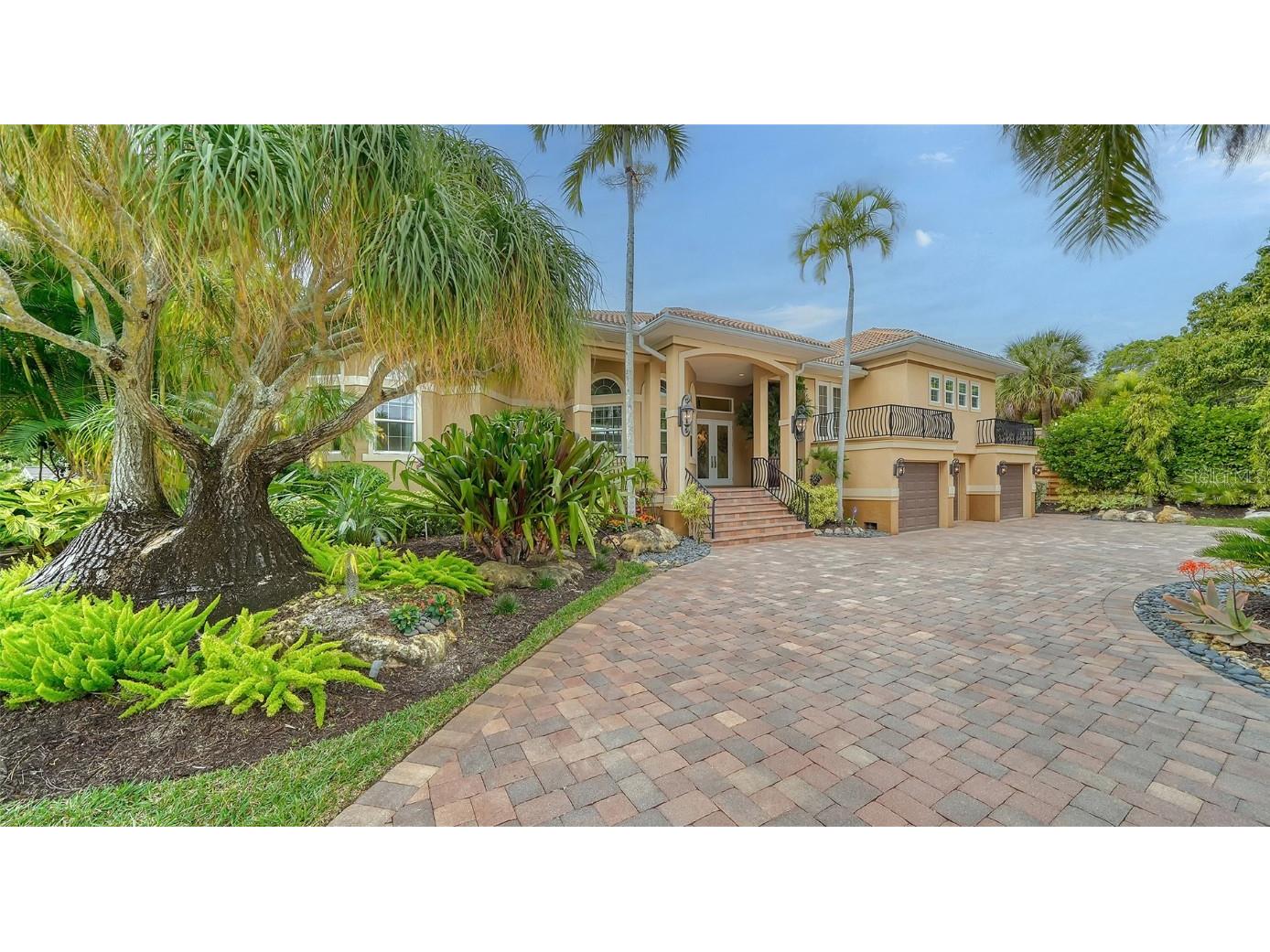 850 Siesta Key Circle Sarasota FL 34242 A4625680 image1