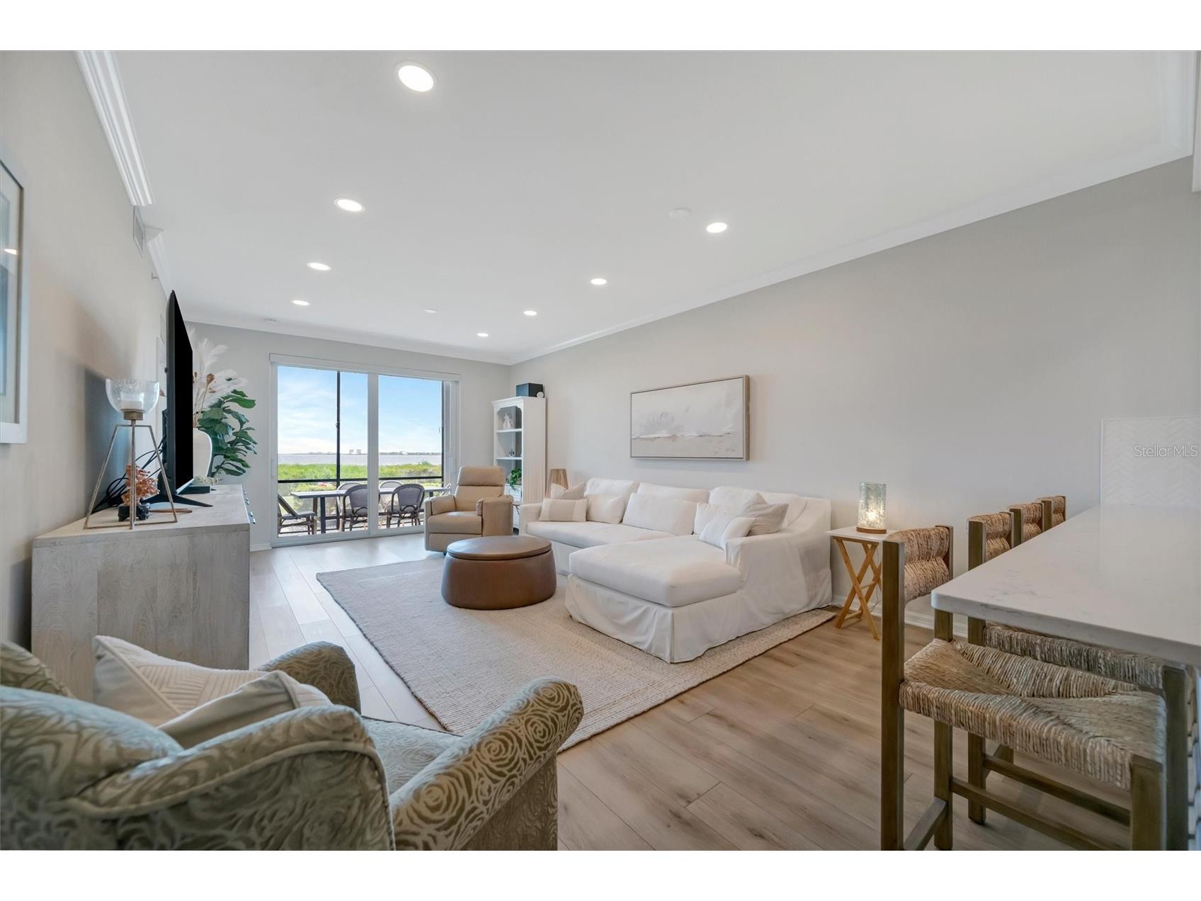 850 Tidewater Shores Loop #105 Bradenton FL 34208 - MANATEE RIVER A4693447 image2